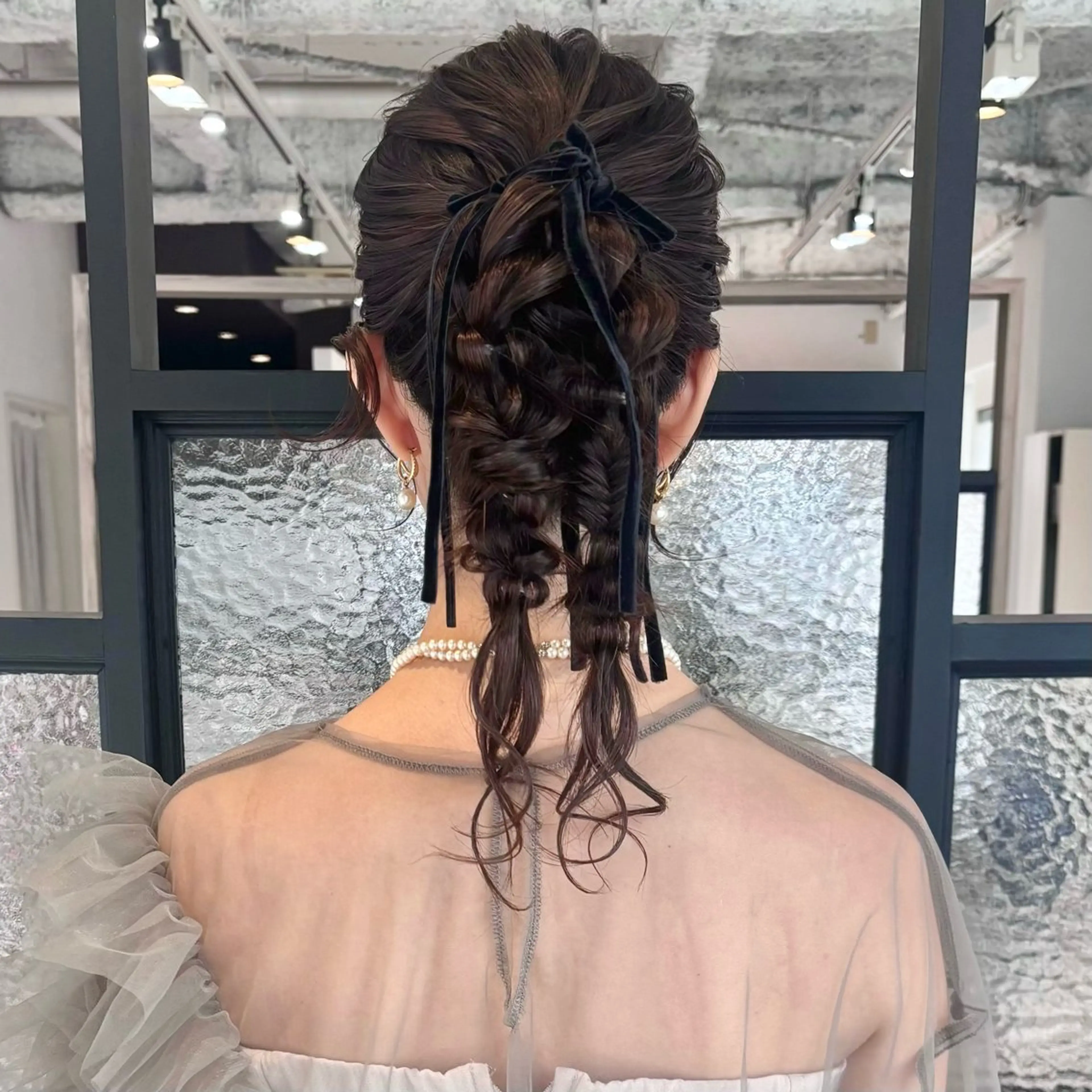 ミディアム ヘアアレンジ mio ︴ アレンジ ︴ 透明感カラーのヘアスタイル