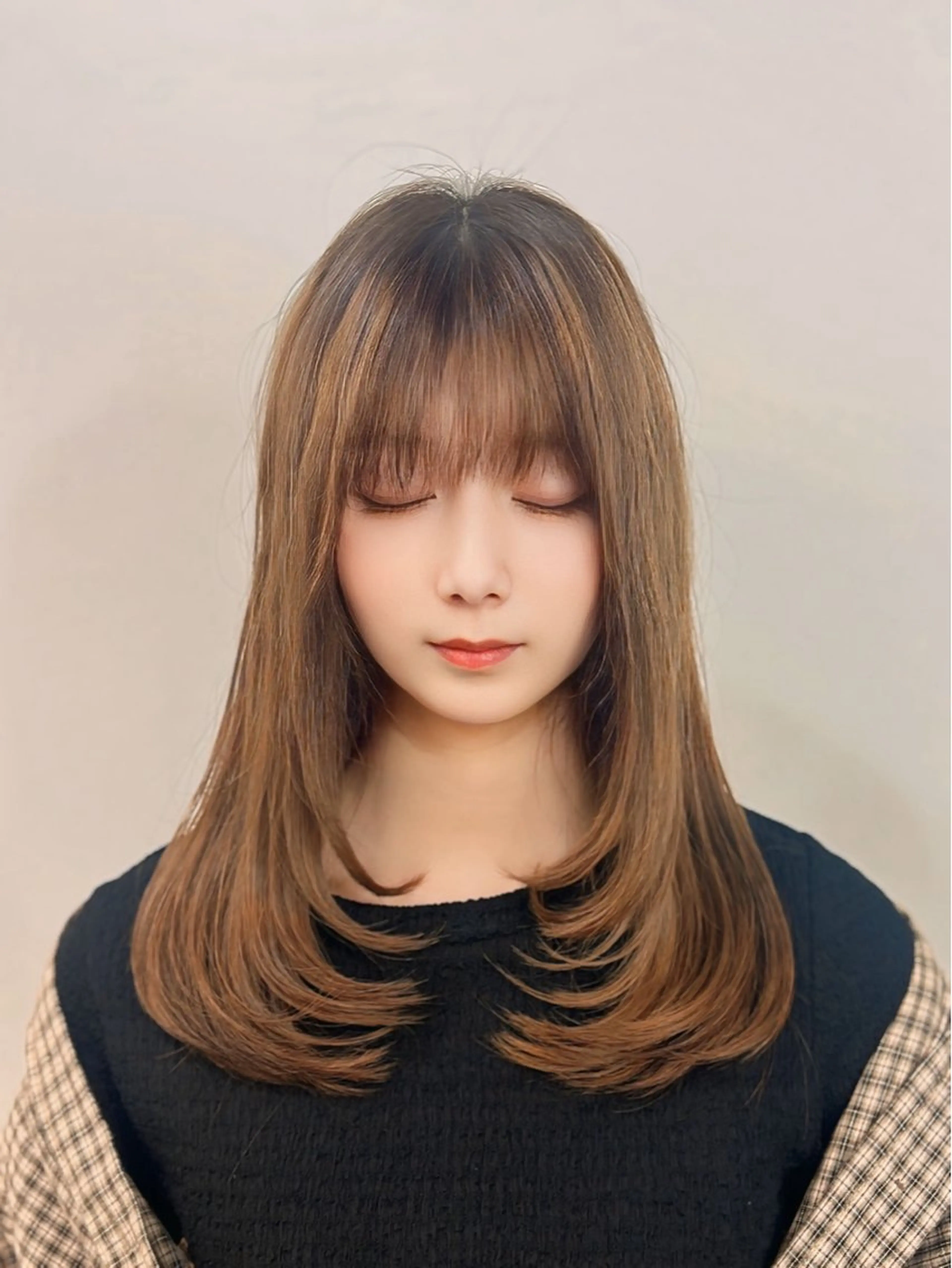 セミロング 韓国風ヘア 似合わせカット 小顔カット カット 渋谷レイヤーカット❌ 縮毛矯正専門/武田涼のヘアスタイル