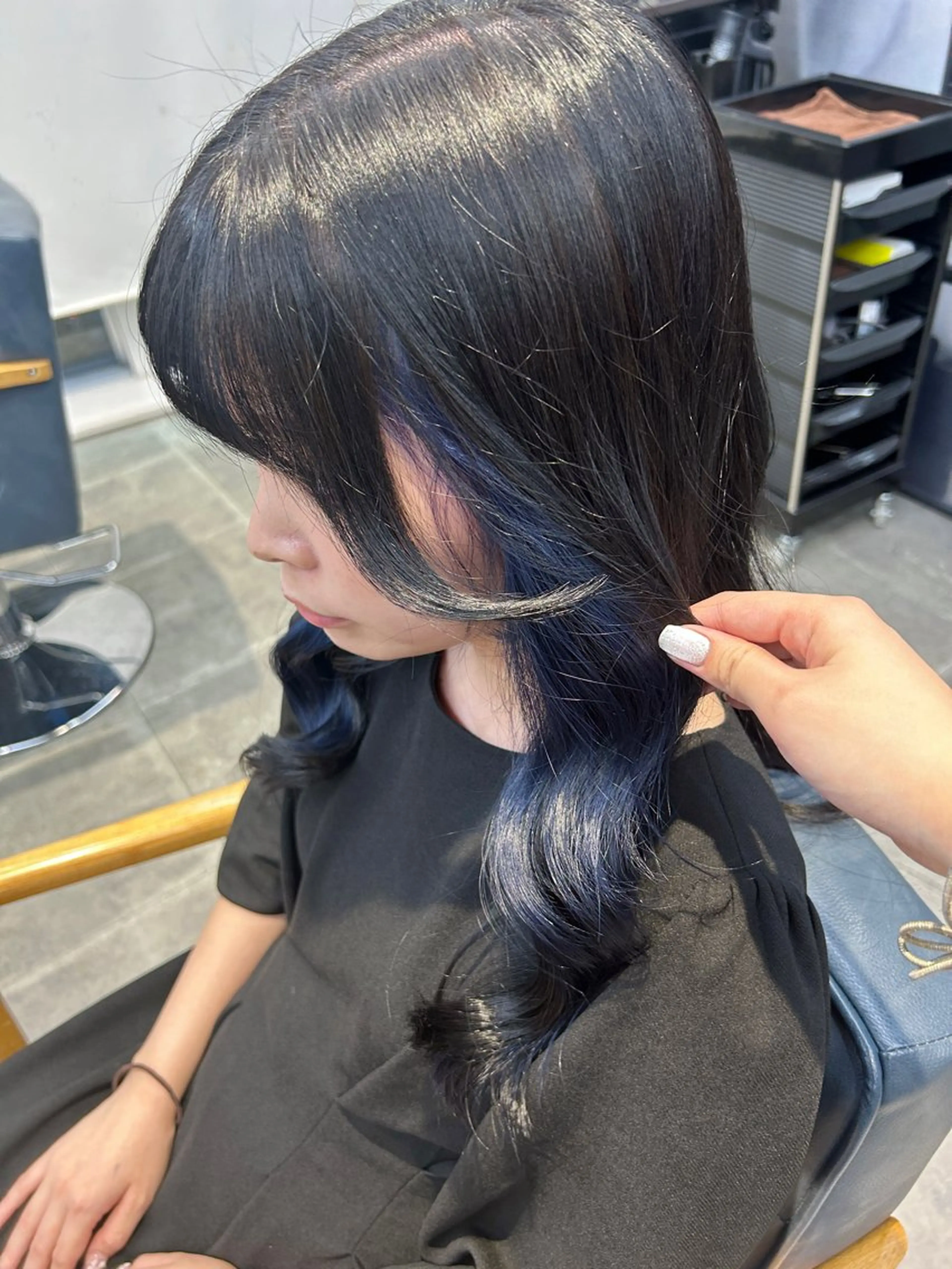 ロング カラー ヘアカラー トリートメント newi梅田🫧韓国 ヘア🫧sakiのヘアスタイル