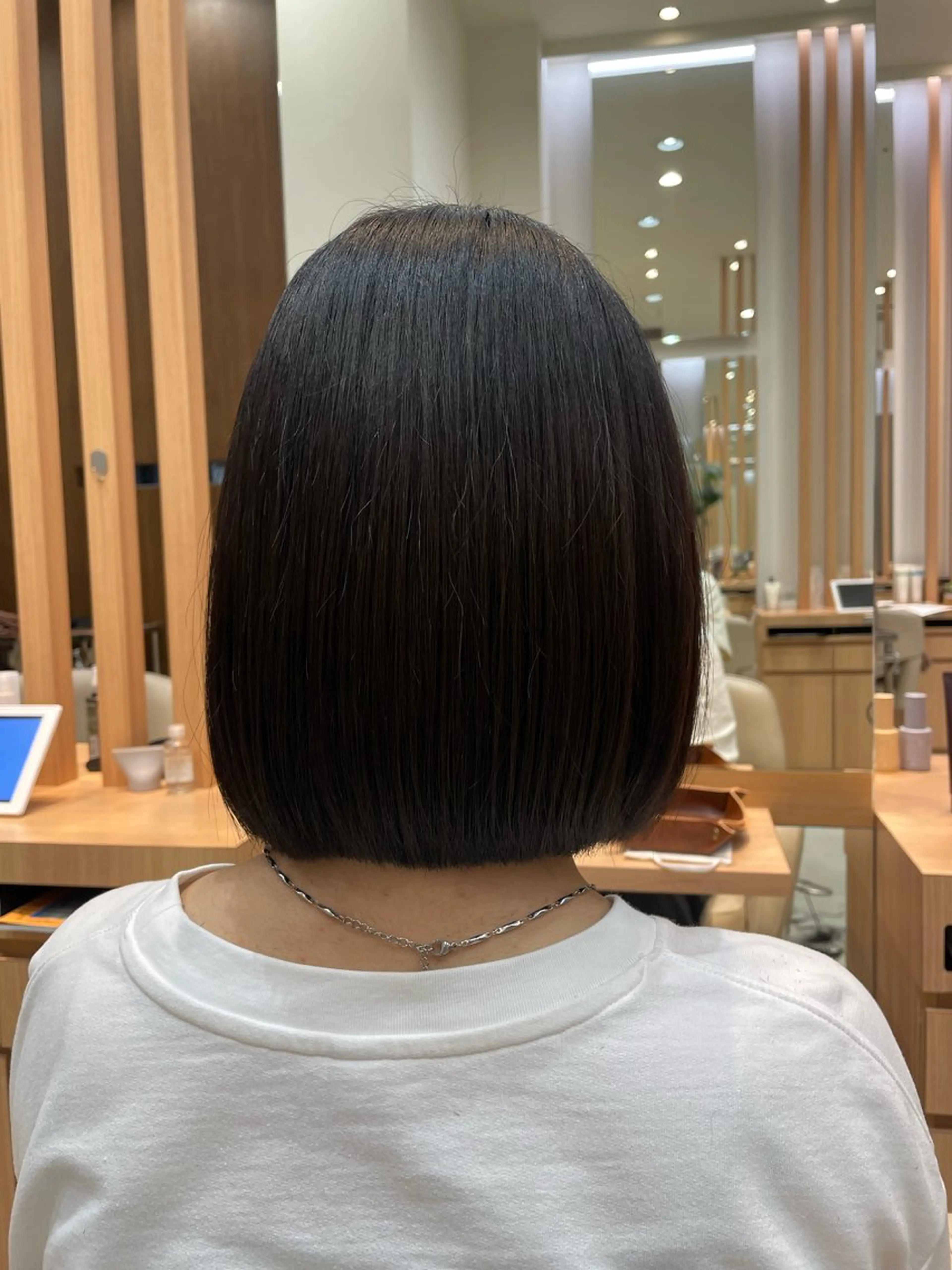 ショート 切りっぱなしボブ ボブ ストレート/カラー ゆづきのヘアスタイル