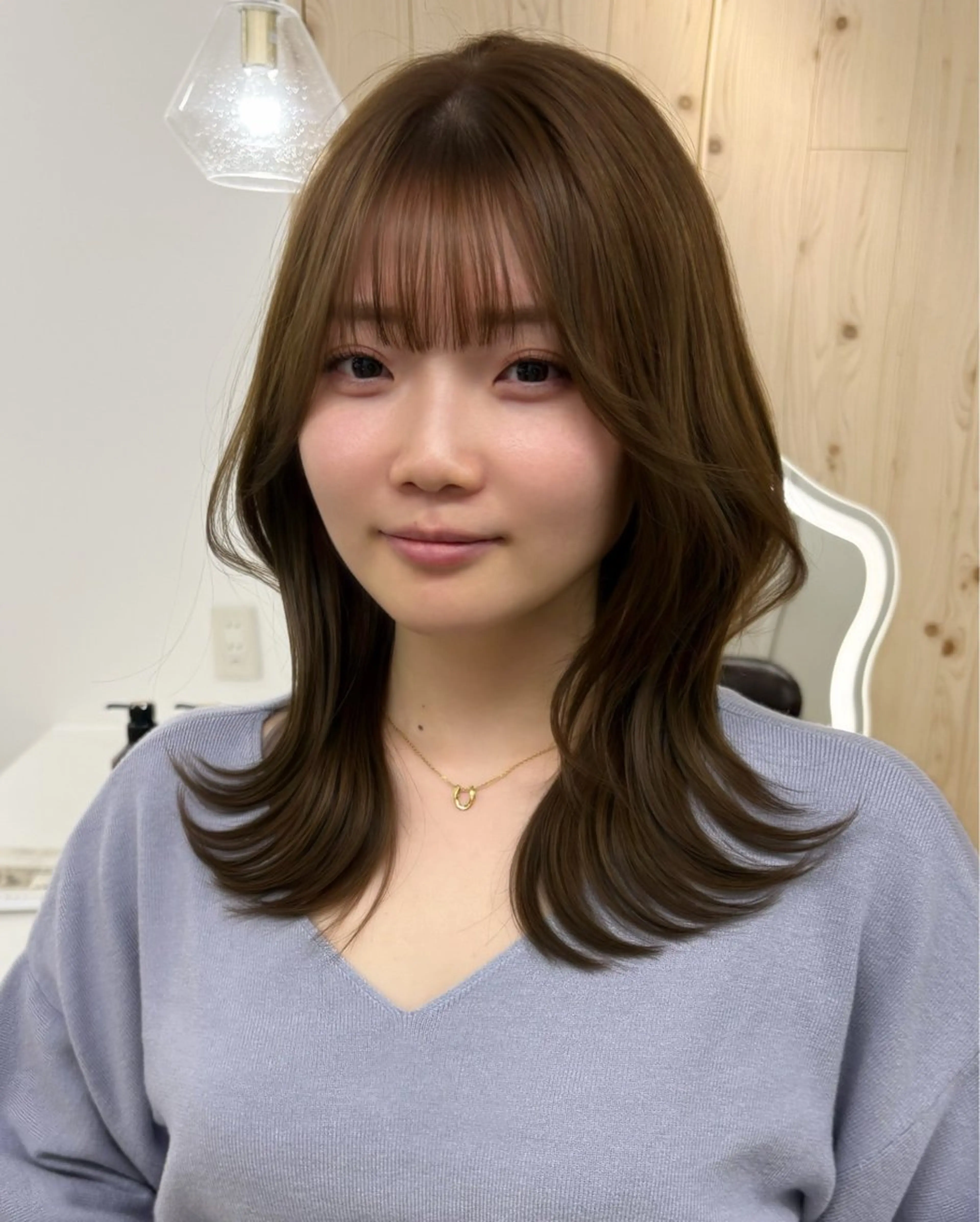 ミディアム カラー ヘアカラー トリートメント 新宿/韓国ヘア/ 髪質改善ストレートのヘアスタイル