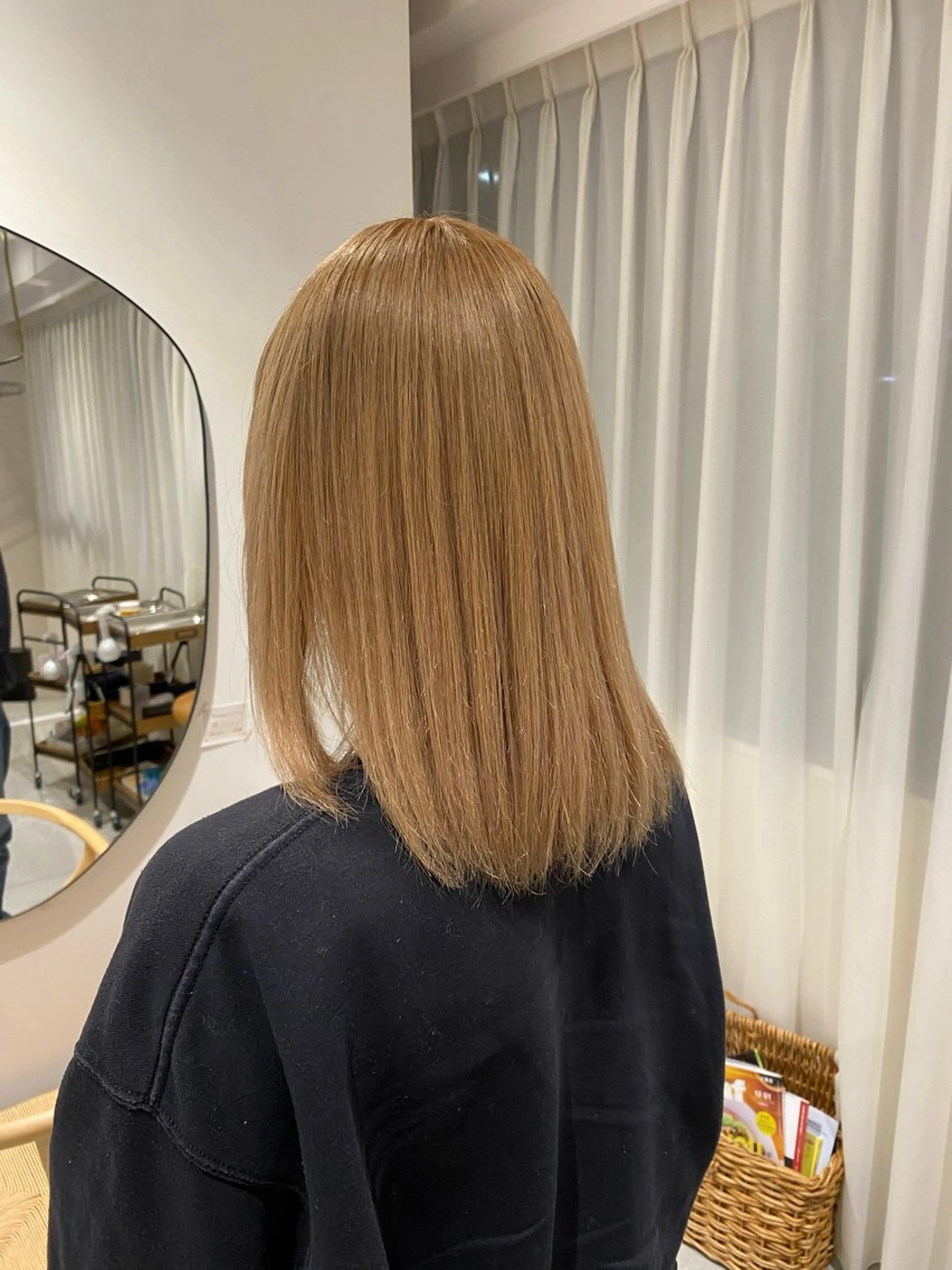 ミディアム ショート/ボブ/顔周 りレイヤー/RINAのヘアスタイル