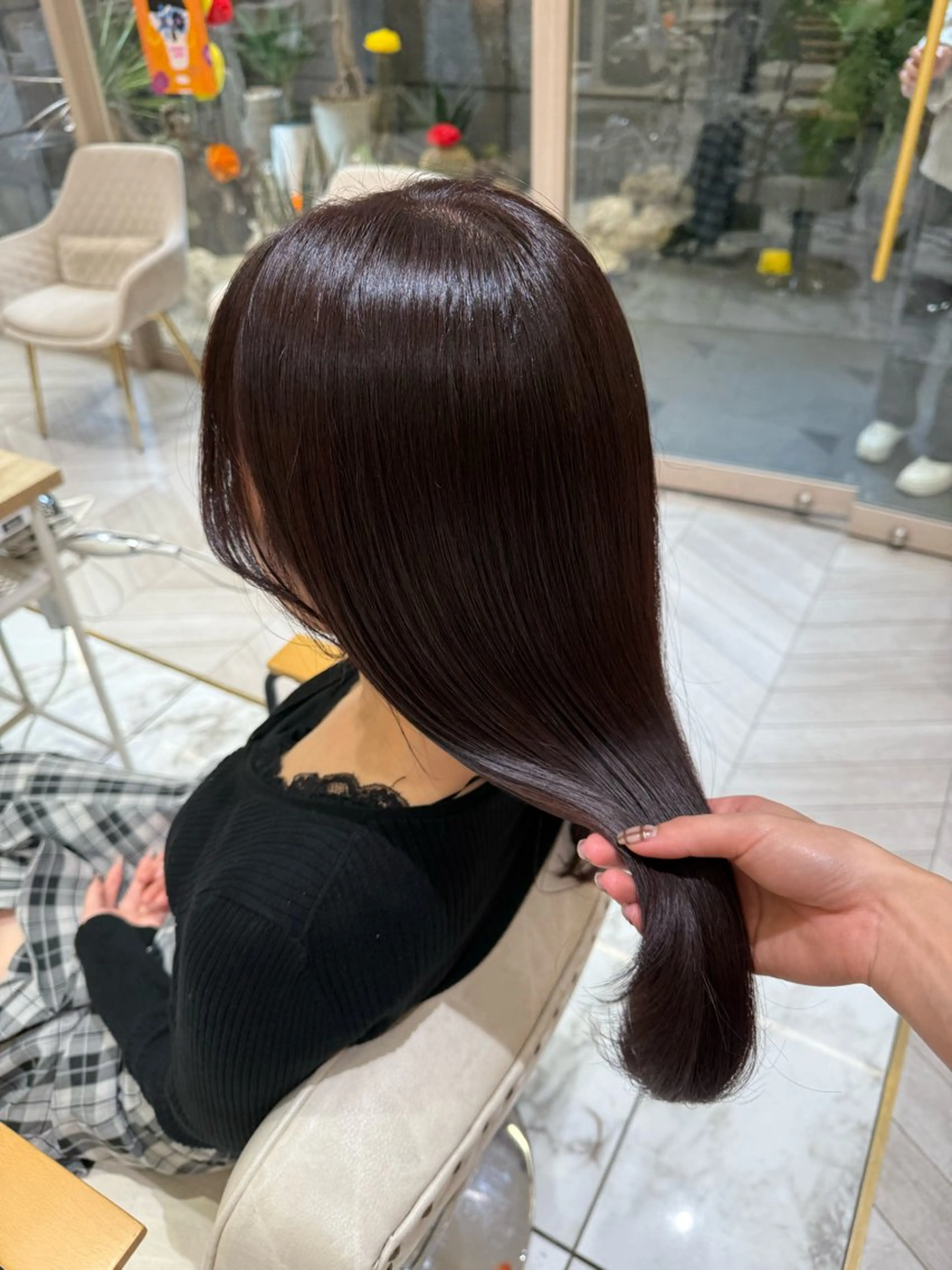 セミロング カット ヘアカラー トリートメント hina☺︎ 髪質改善/ストレートのヘアスタイル