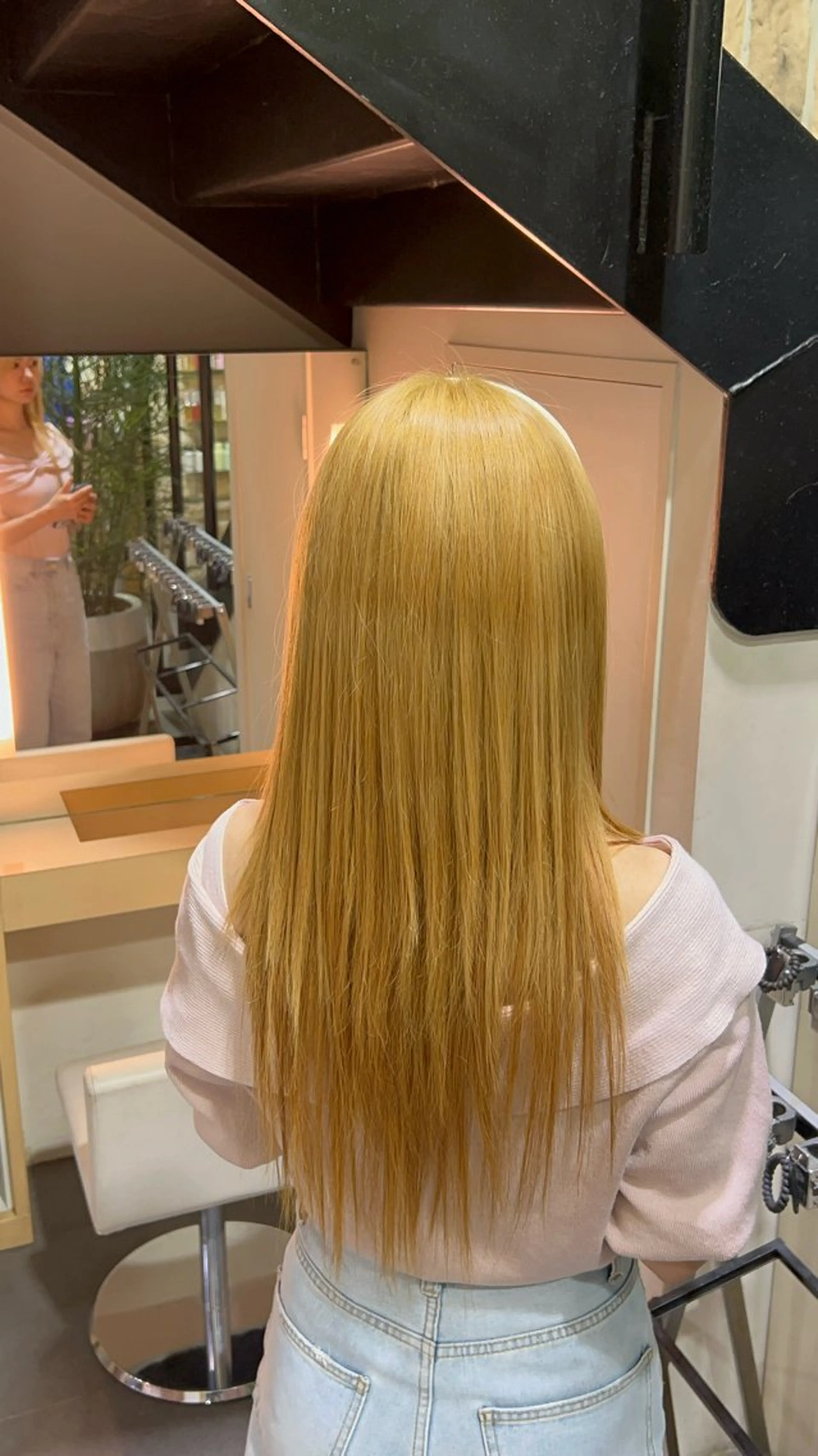 ロング ヘアカラー レイヤー/マツエク 💋𝑨𝑵𝑵𝑨のヘアスタイル