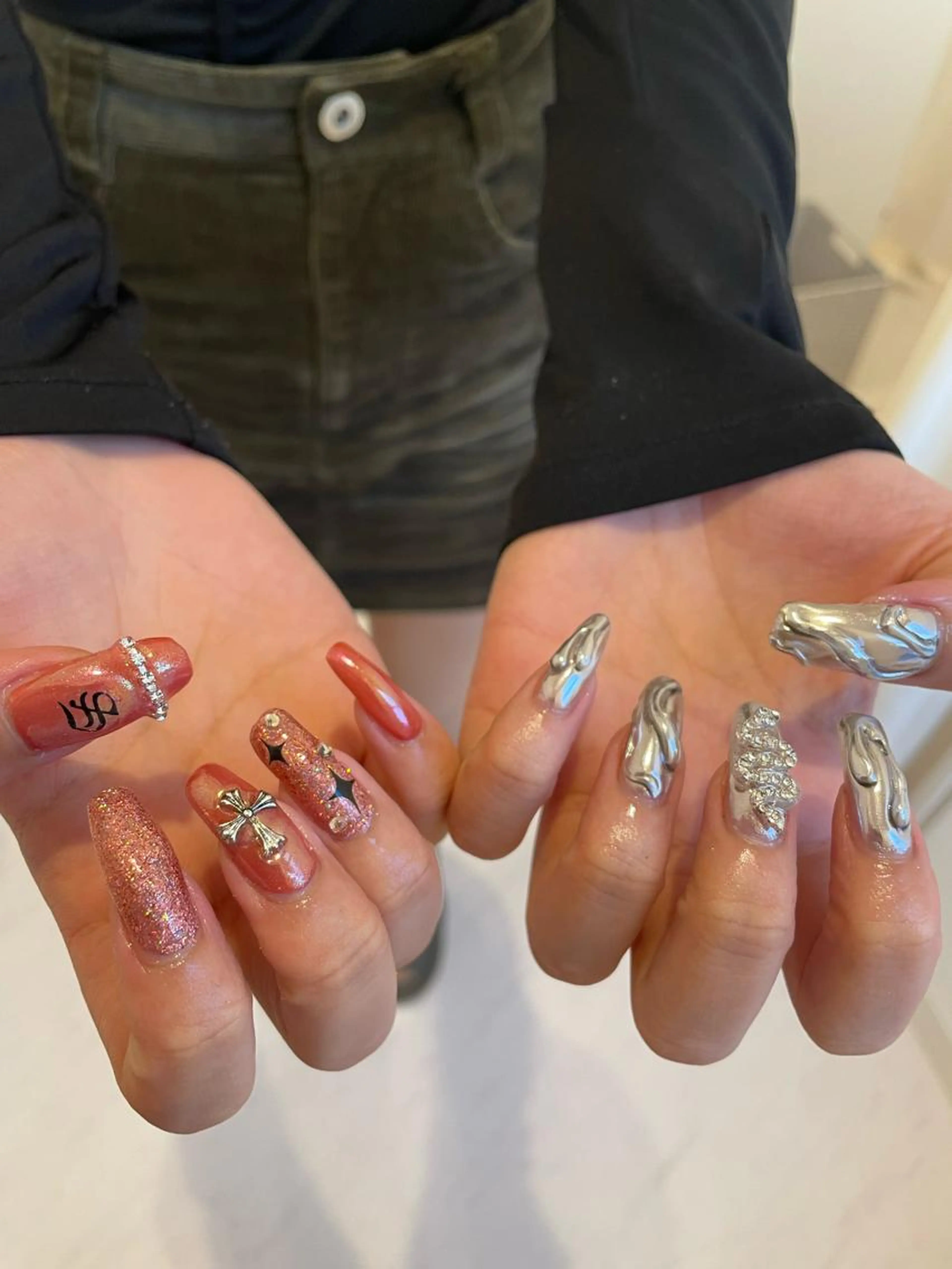 ご新規様限定✨10本フルアートコース🤍オフ今だけ550円 ステッカーパーツたくさんあります🪩♡の写真