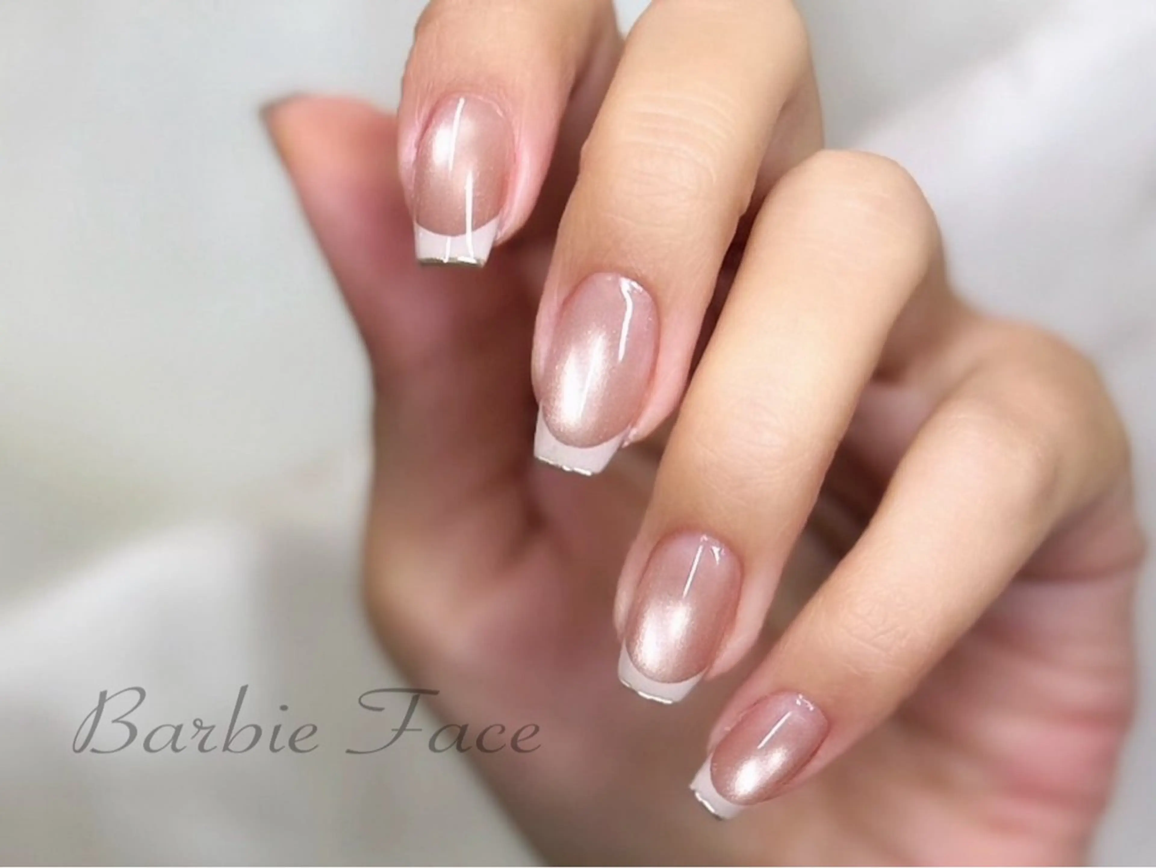 ネイル Barbie Faceのネイルデザイン