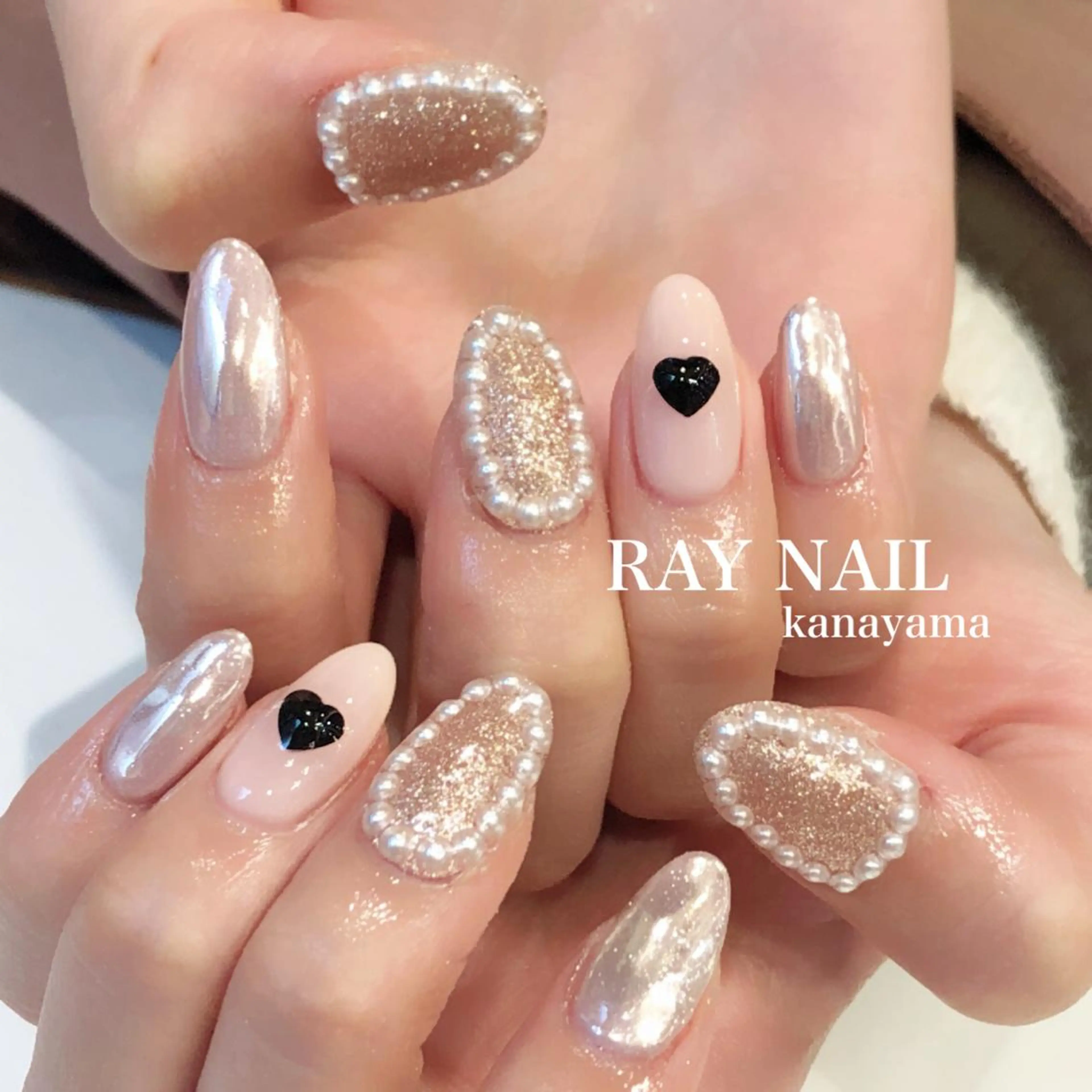 ネイル ミラーネイル ピンク Arowa 伊田のネイルデザイン