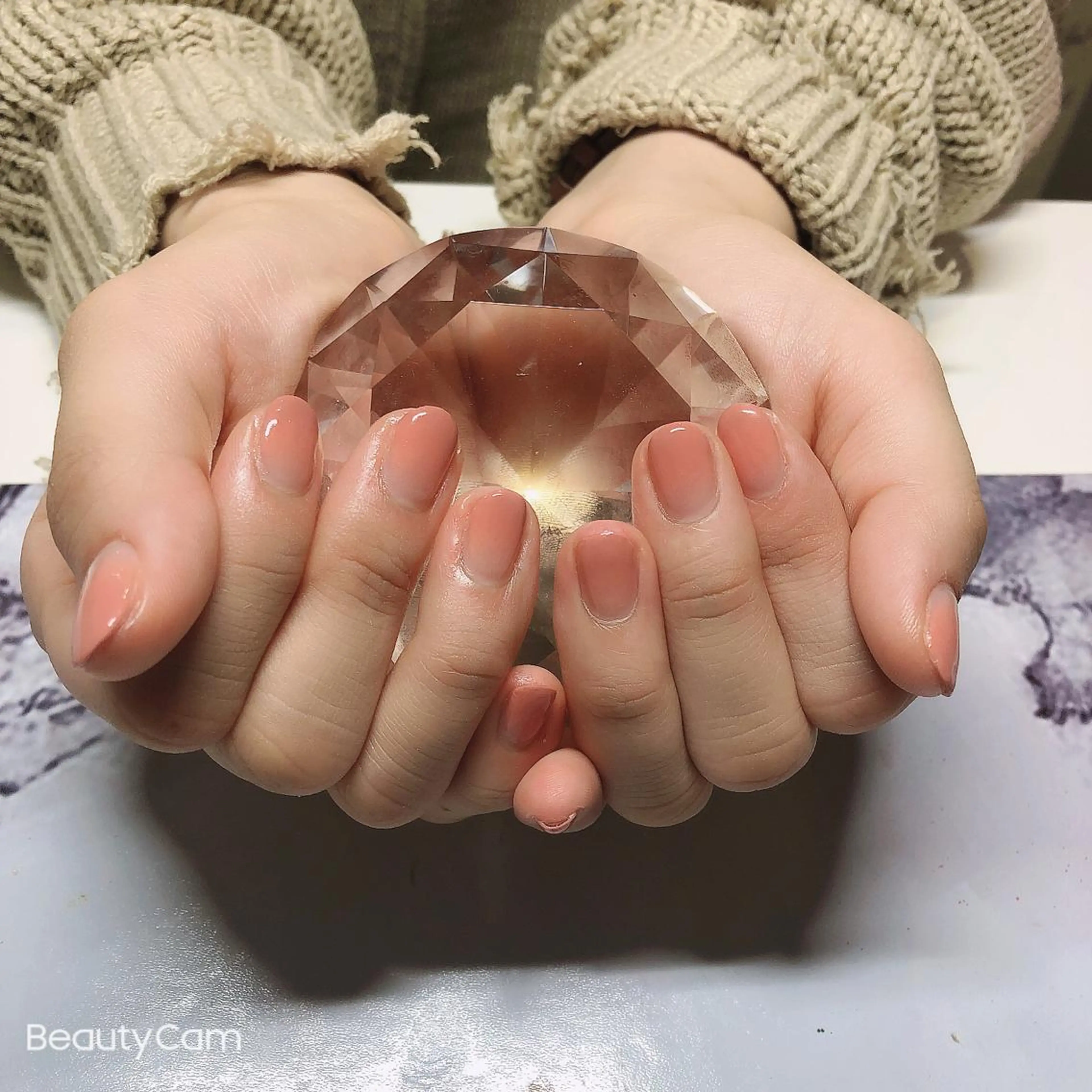 ネイル ガレンドウ 白澤 愛子のネイルデザイン