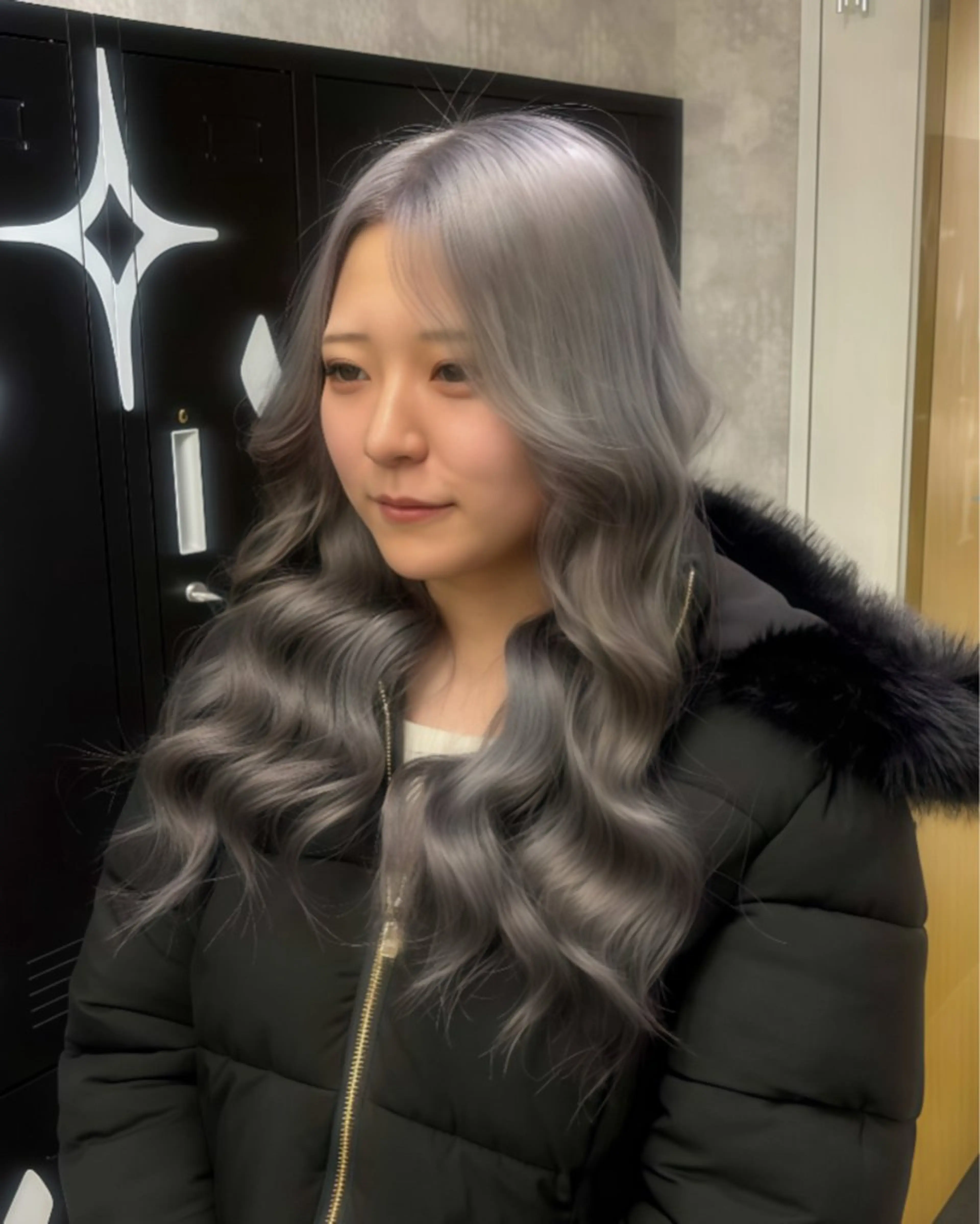 セミロング カラー カット ヘアカラー トリートメント ヘアセット ギャル/ハイトーン 特化/ルイヤのヘアスタイル