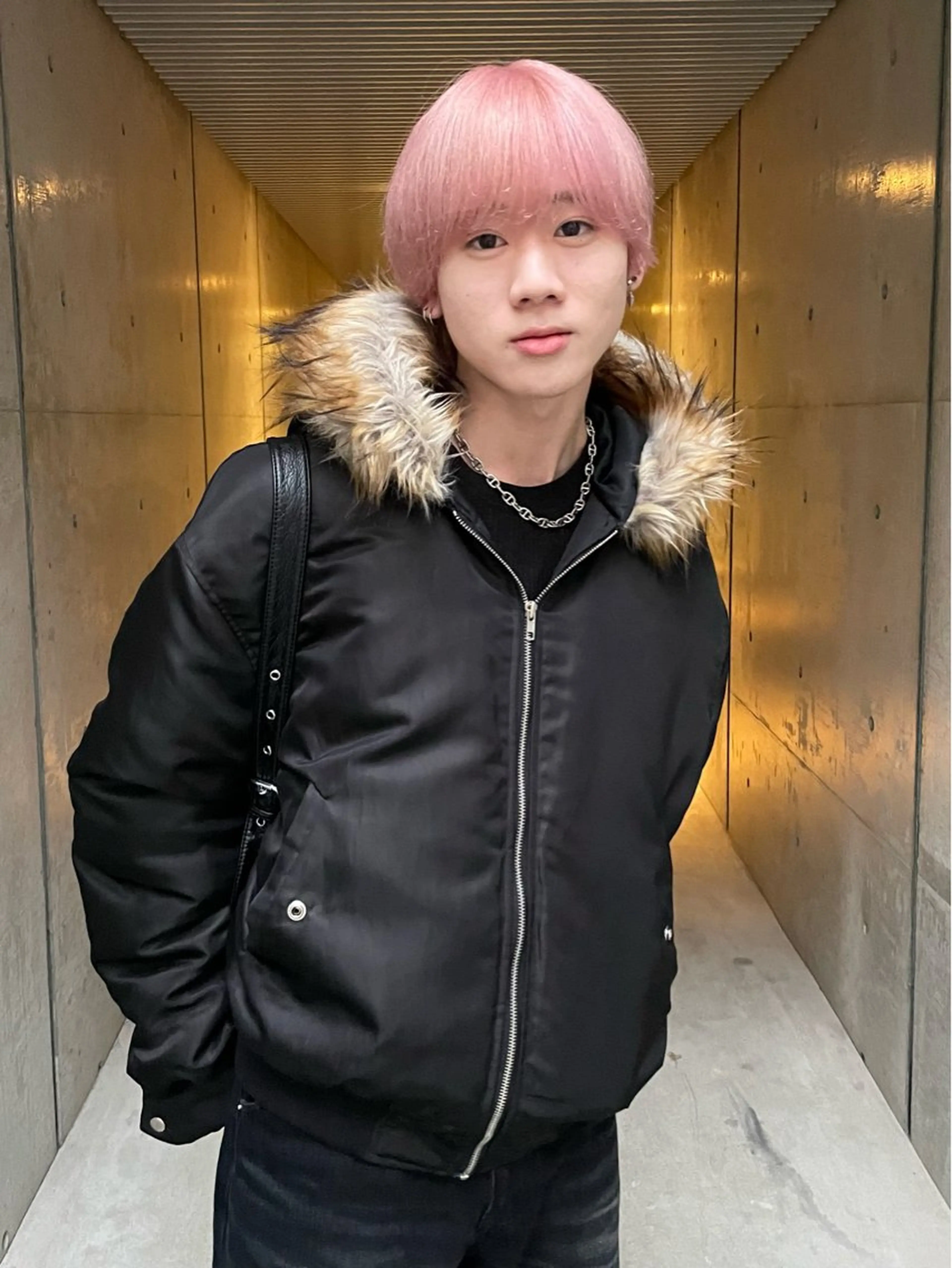 ブリーチリタッチカラー+マイクロバブルの写真