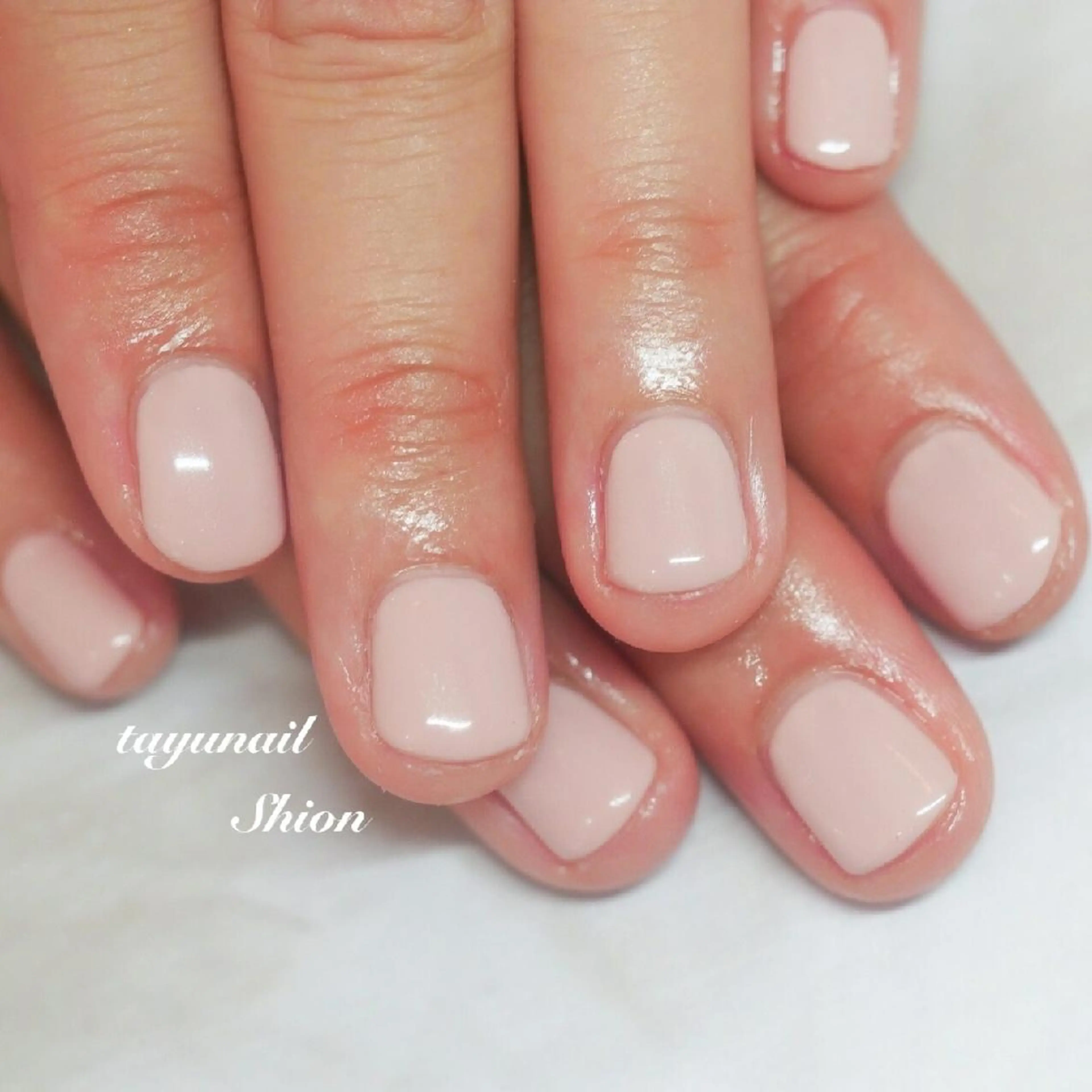 ネイル ブルー ジェルネイル ワンカラーネイル パラジェル 夏ネイル ネイルサロン 【たゆnail】のネイルデザイン