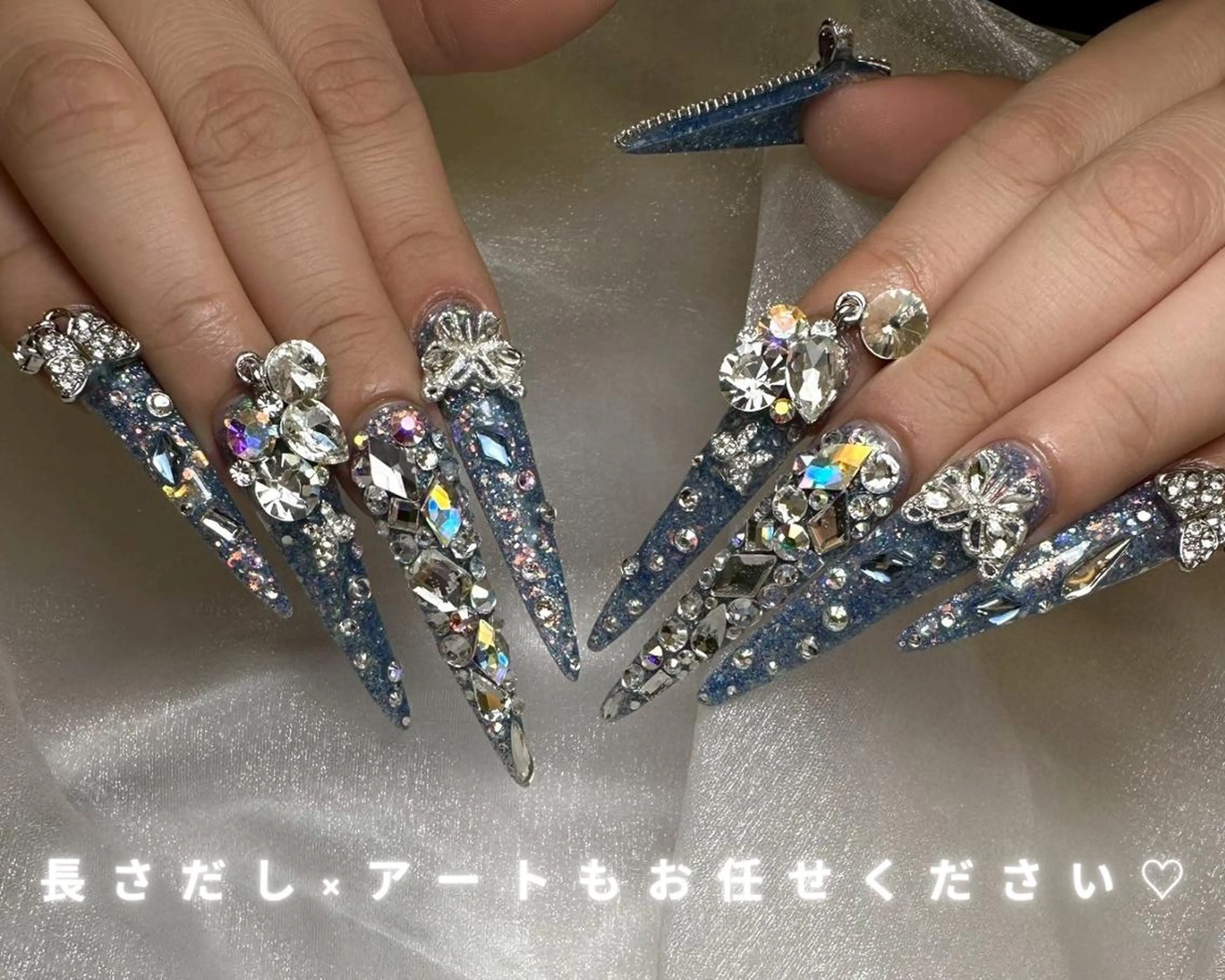 ネイル オーロラネイル ボルドー クリアネイル フラッシュネイル フットネイル ハンドネイル 長さだし特化持ち込み Inoueのネイルデザイン