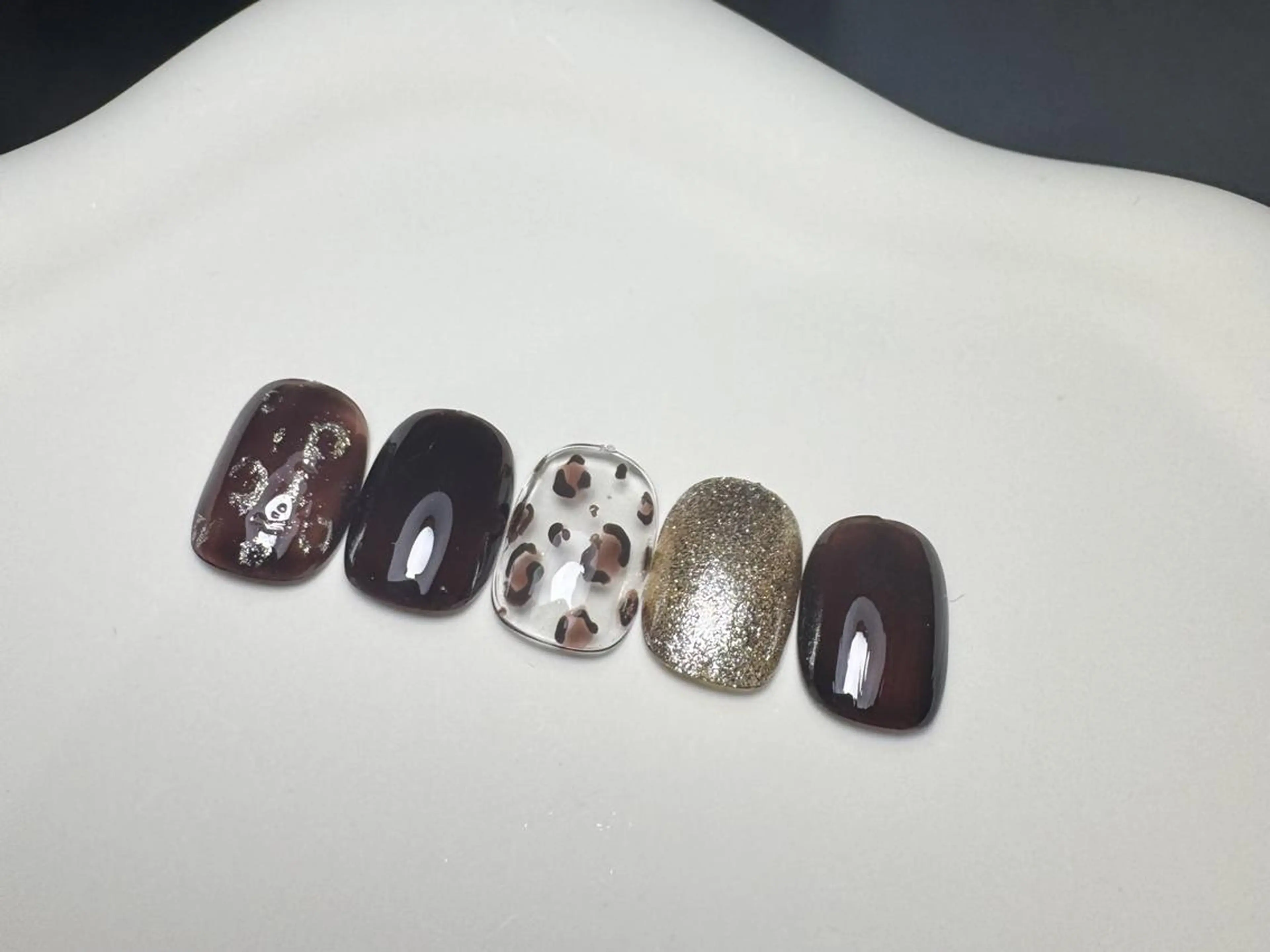 ネイル フットネイル フレンチネイル ジェルネイル ガラスフレンチ 韓国ネイル ハンドネイル ハンドケア MoriseNail 表参道のネイルデザイン