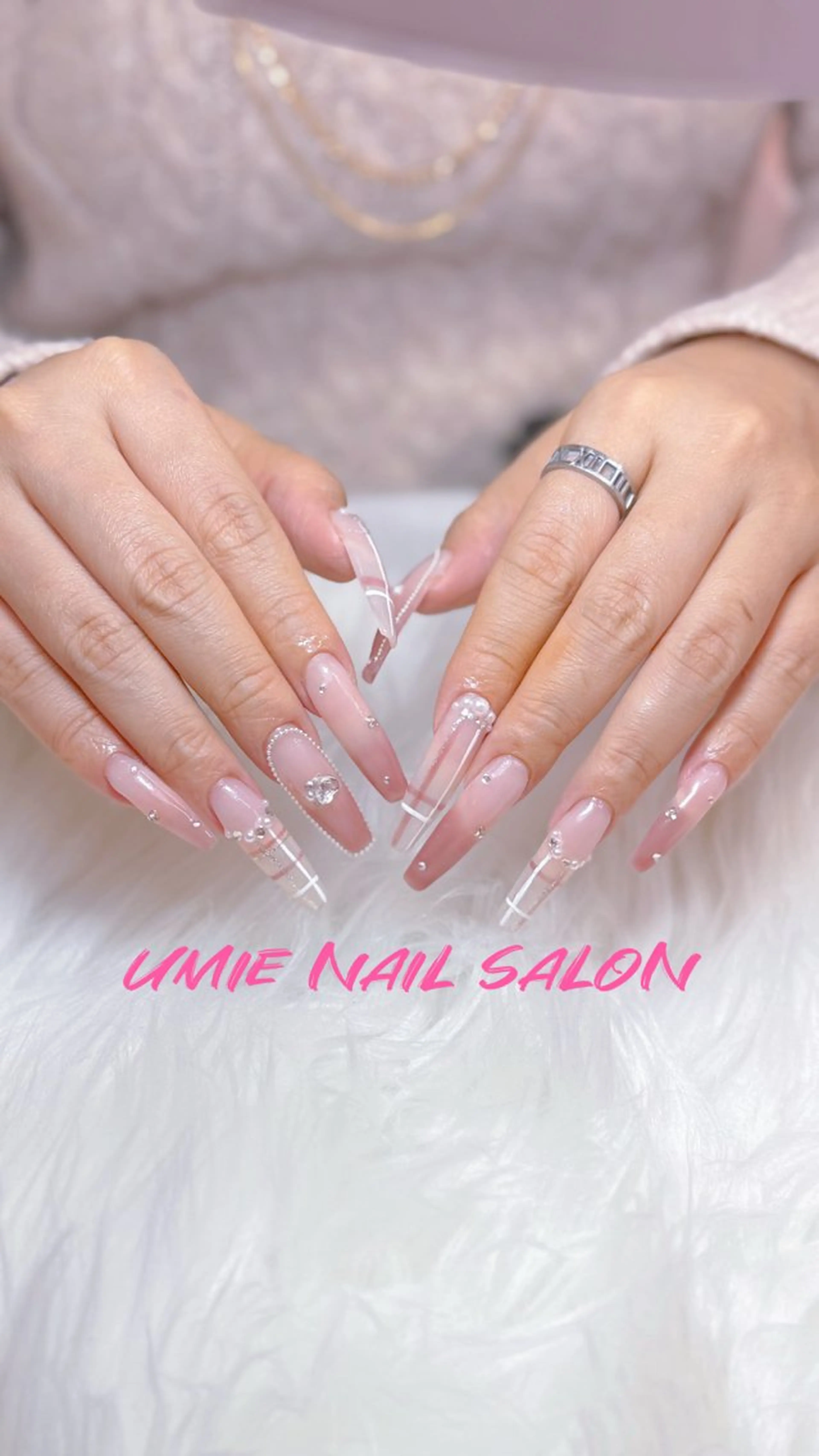 ネイル ハンドネイル UMIE NAIL SALONのネイルデザイン