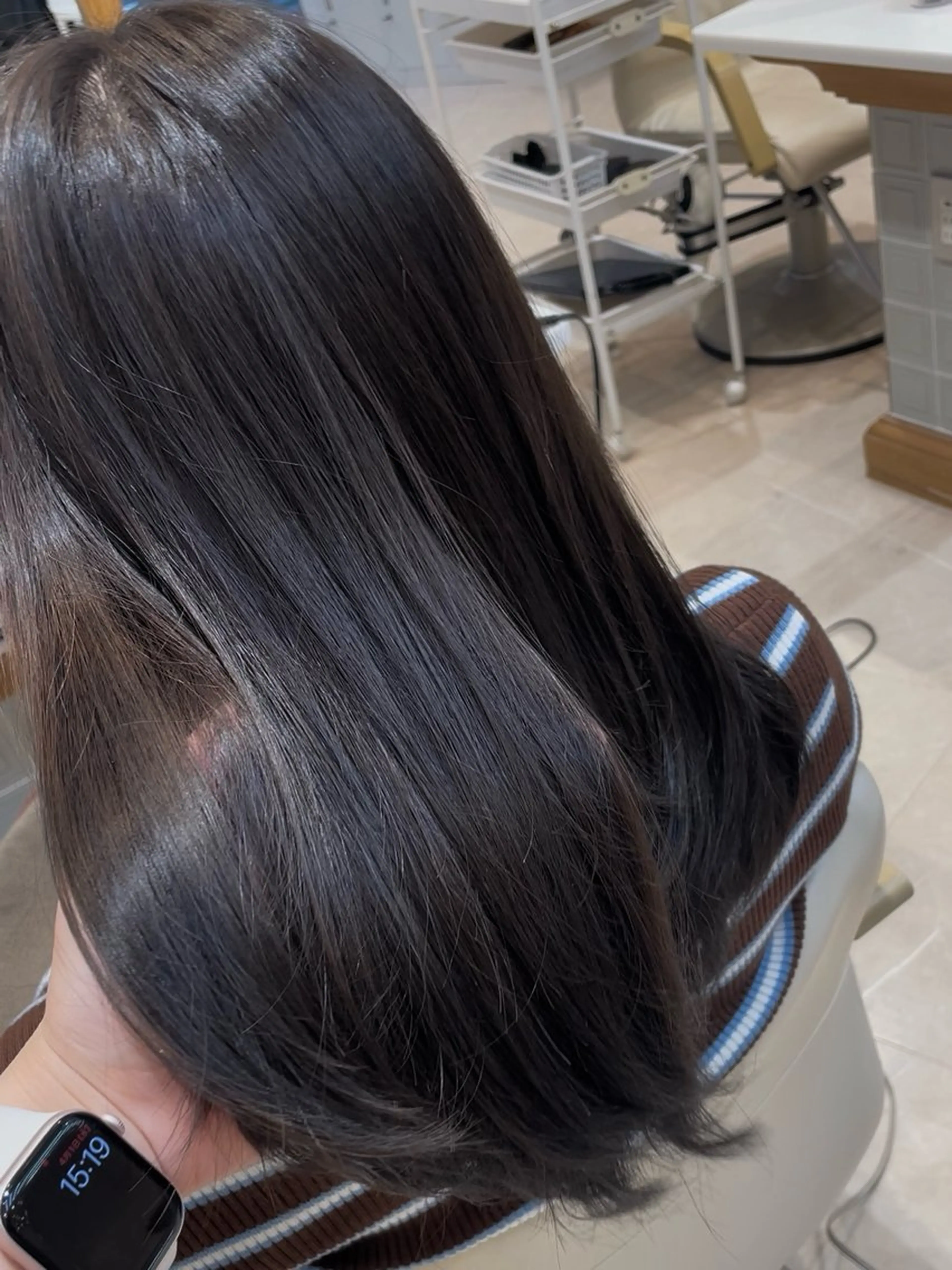 セミロング カット ヘアカラー トリートメント 髪質改善ケア/透明感 カラー伊藤 千尋のヘアスタイル