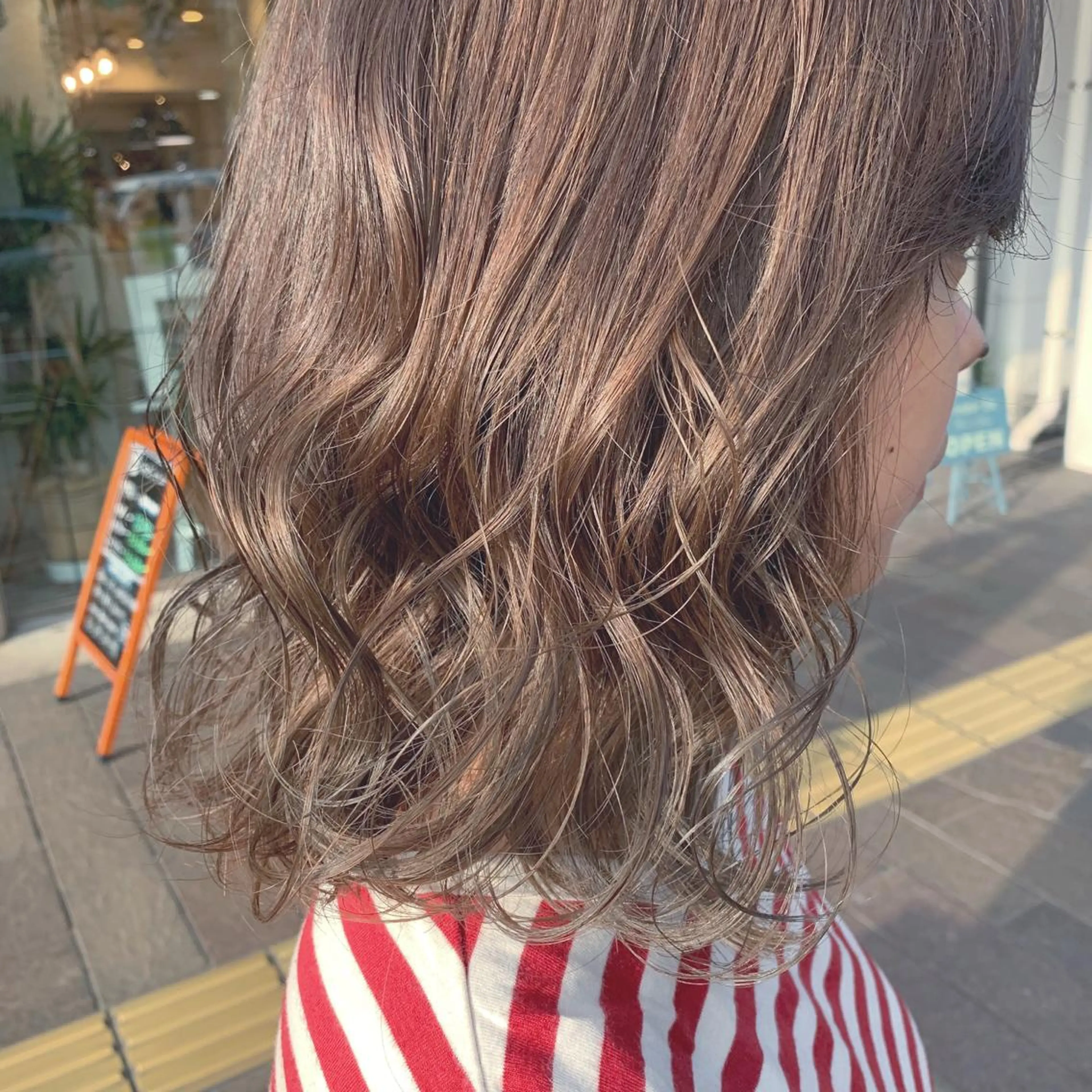 ミディアム カラー アッシュ アッシュグレー アッシュグレージュ 透明感カラー グラデーションカラー ヘアカラー m ā l o.🌷 サカモトマイコのヘアスタイル