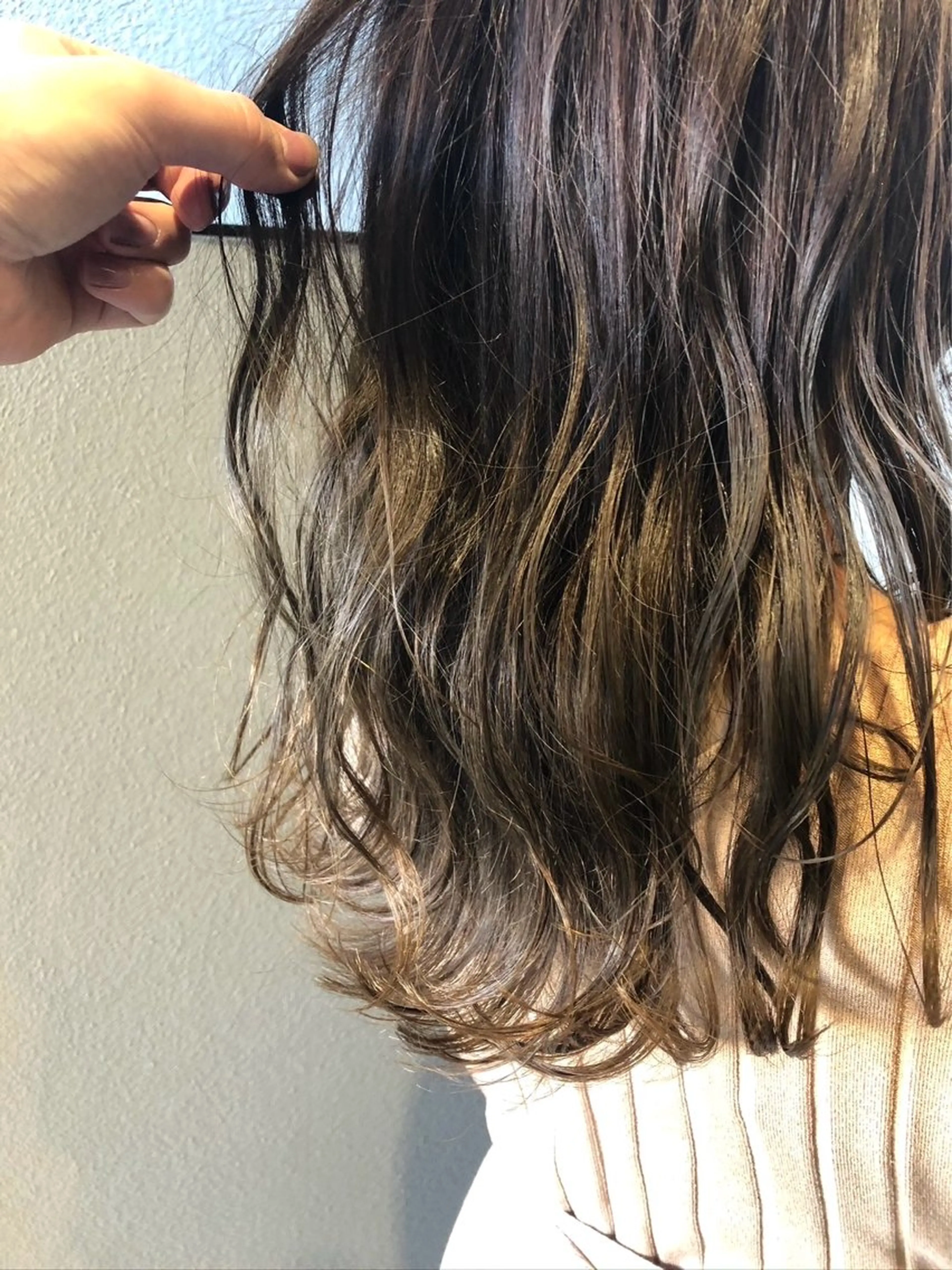 カラー 艶カラー 🩵NATSUKIのヘアスタイル