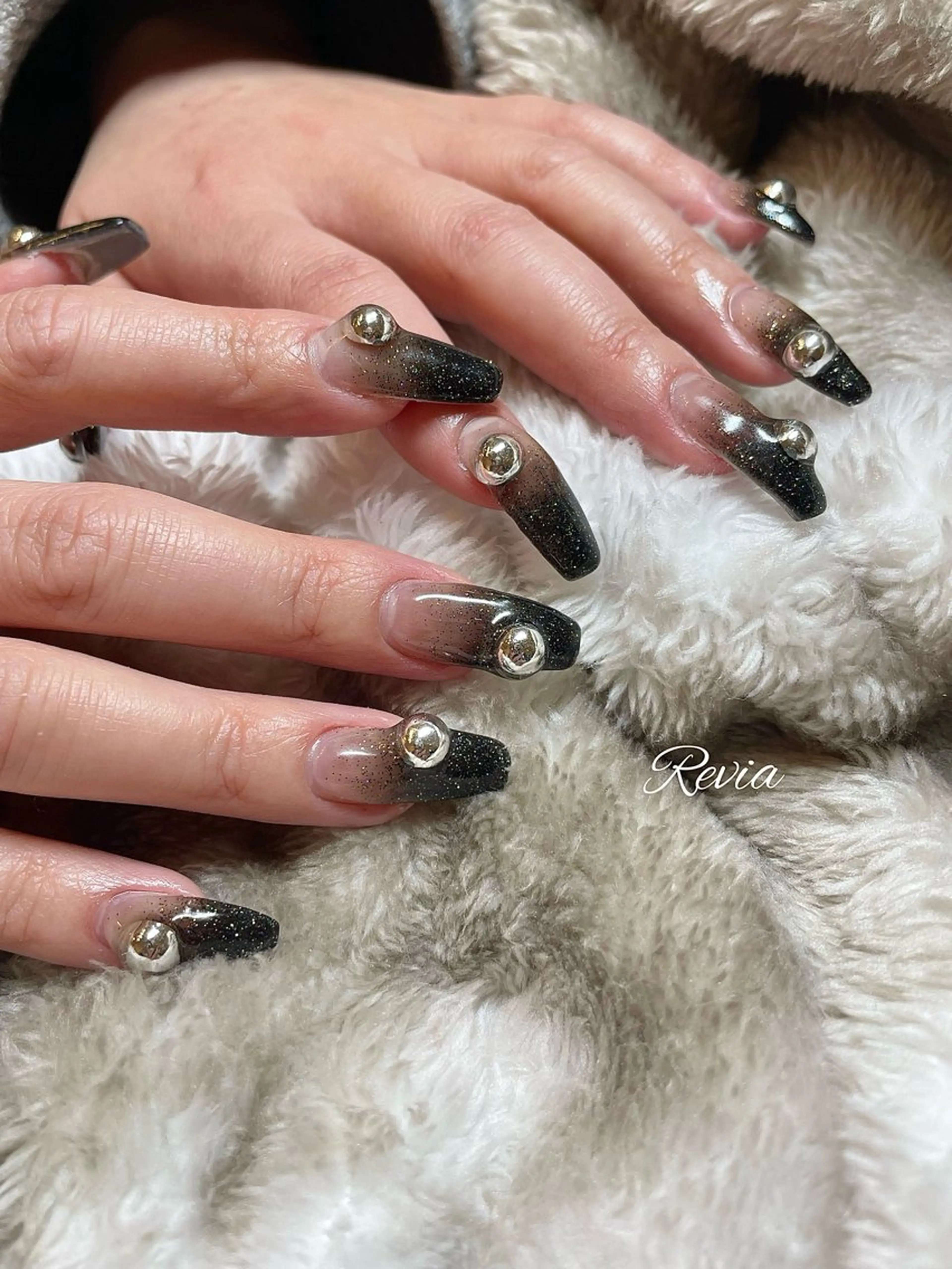 ネイル ハンドネイル revia所属・ERI Nailistのネイルデザイン