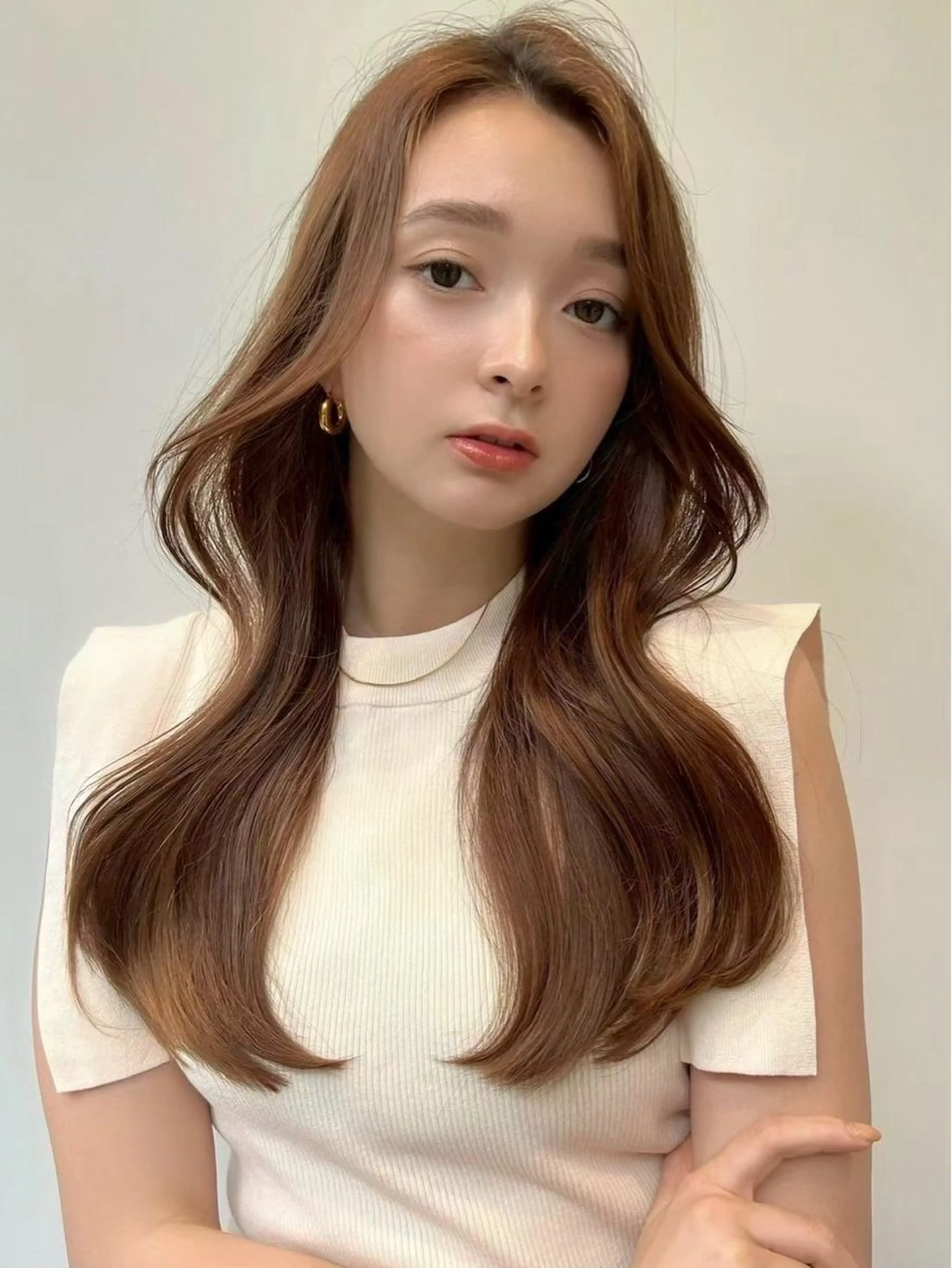 ロング 顔周りカット レイヤーカット カット トリートメント 鈴木 菜々映のヘアスタイル