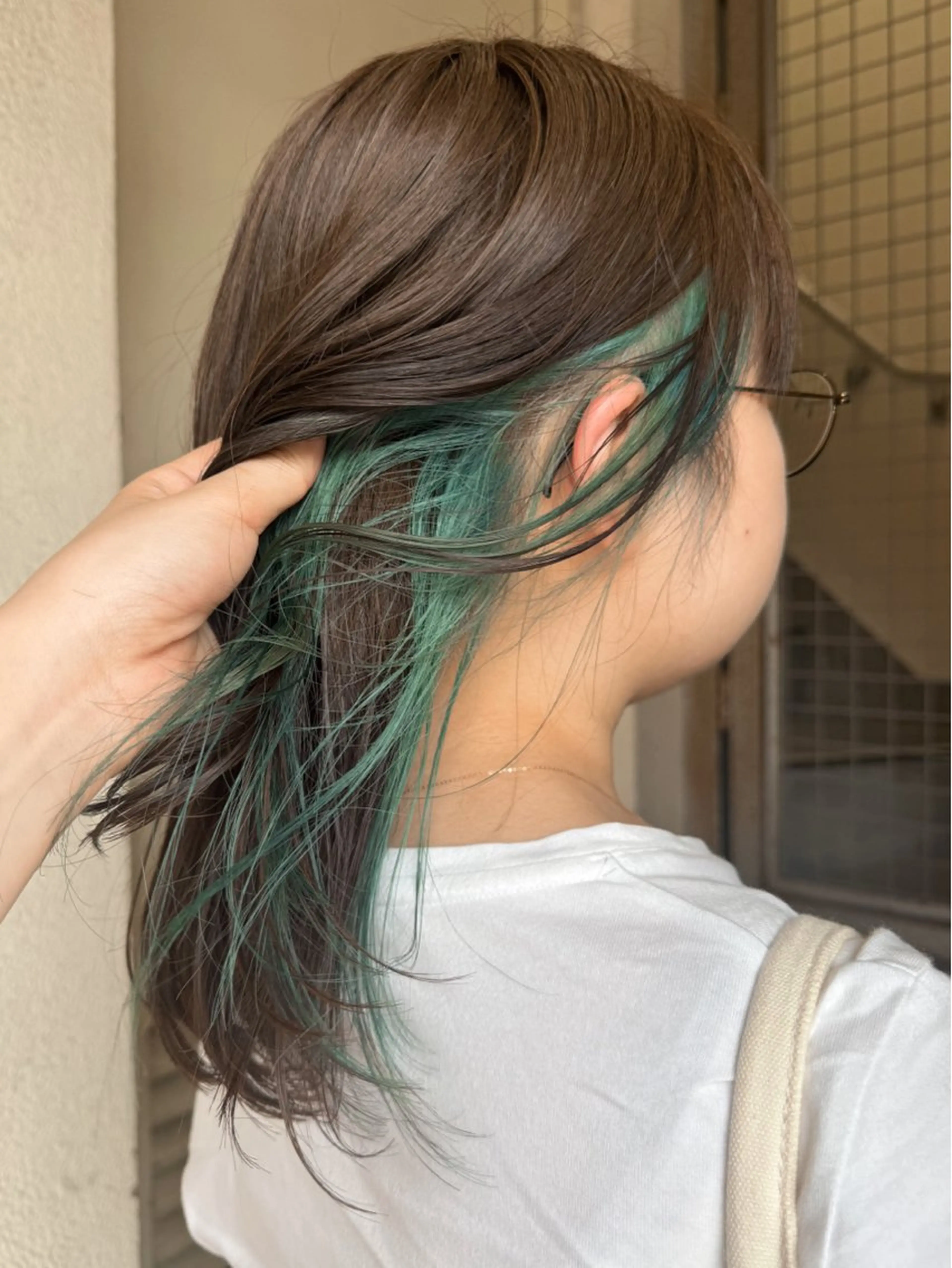 ミディアム 垢抜け/レイヤー/ ハイトーン/アスナのヘアスタイル