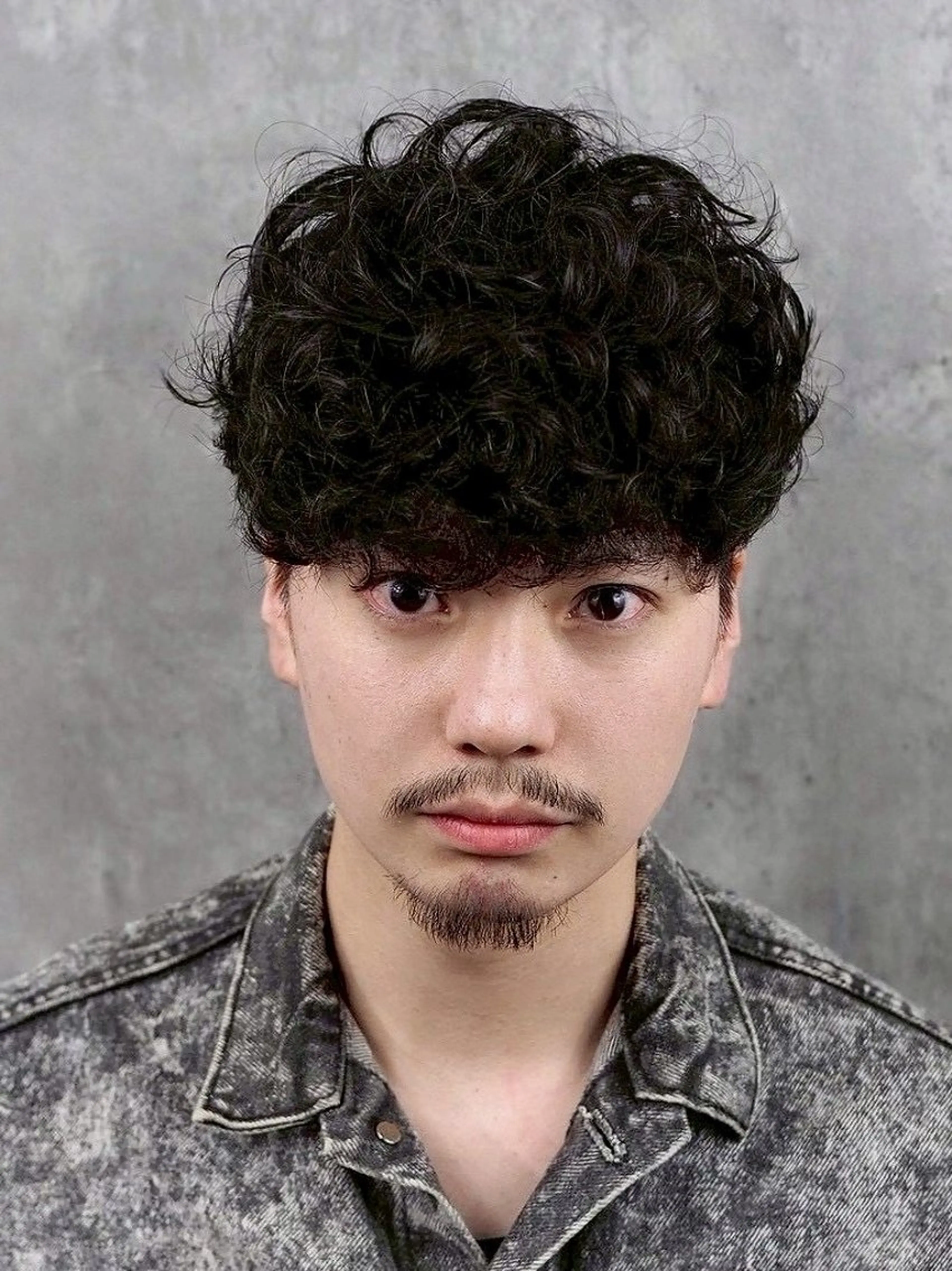 ミディアム パーマ 妹尾 海利のヘアスタイル