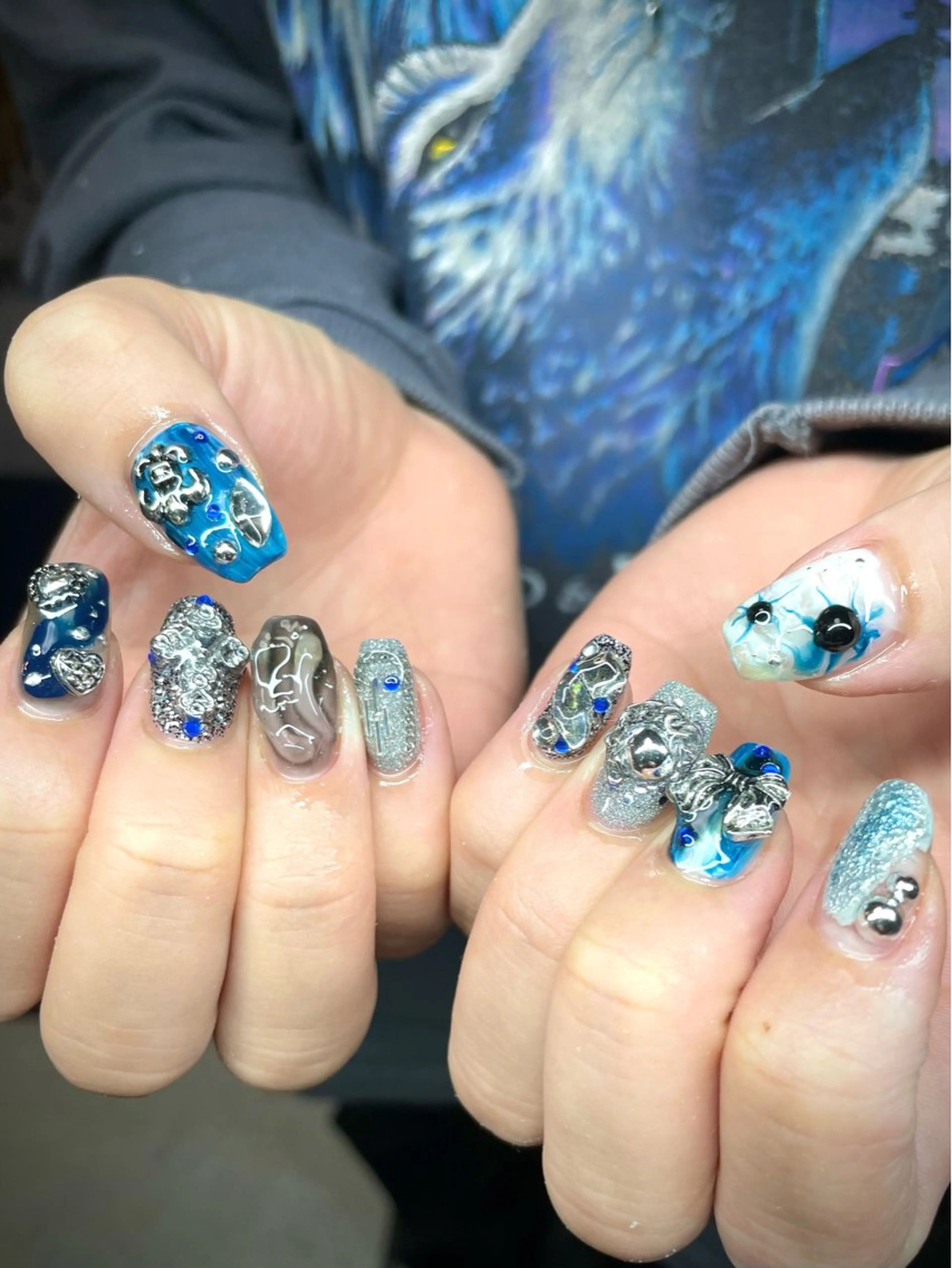 ネイル アートネイル ブルー シルバー シンプルネイル ハンドネイル posa nail モエミのネイルデザイン