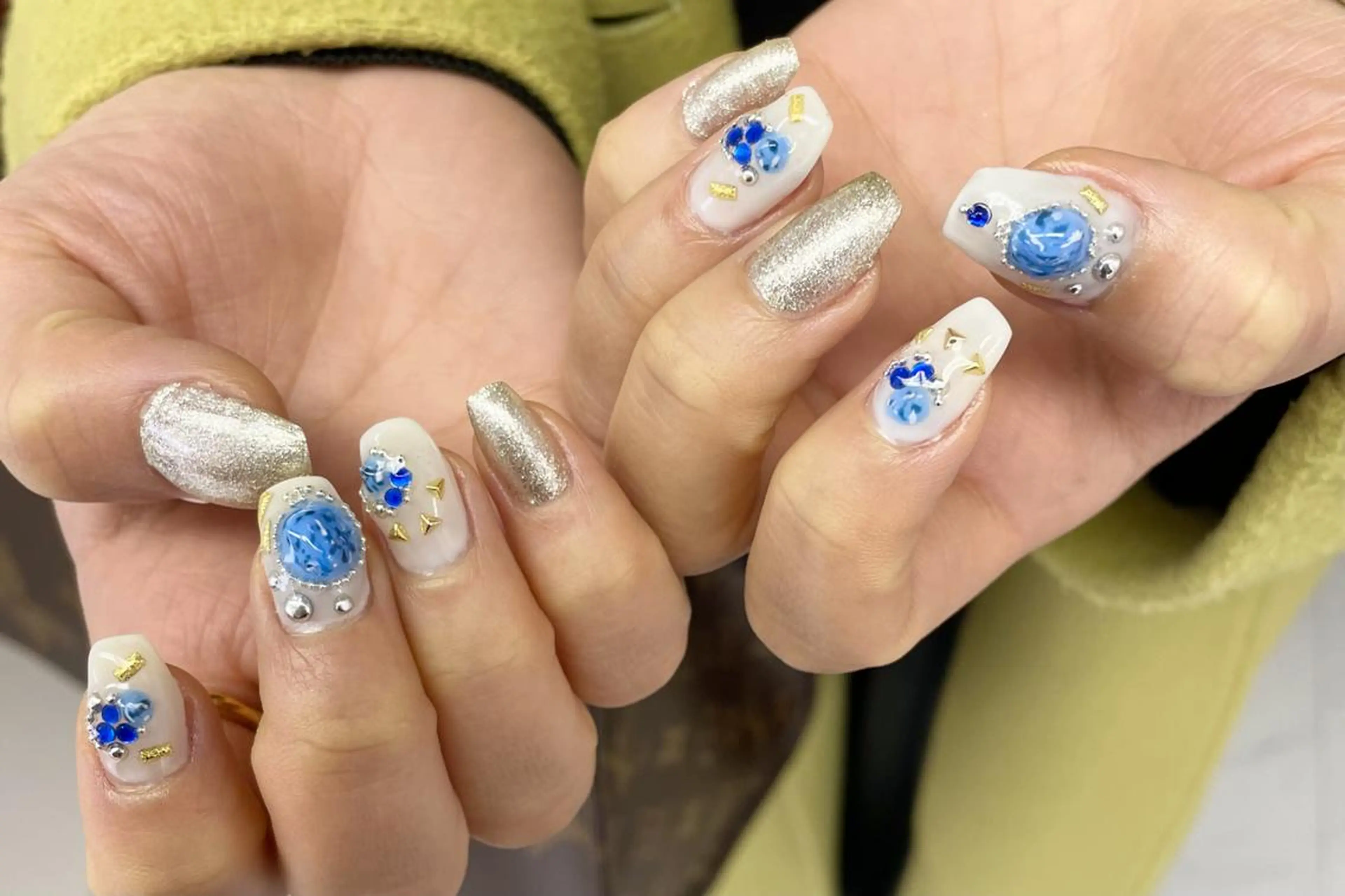 ネイル ハンドネイル 大阪福島韓国束感まつ げ Sayaka🤍のマツエク・マツパデザイン