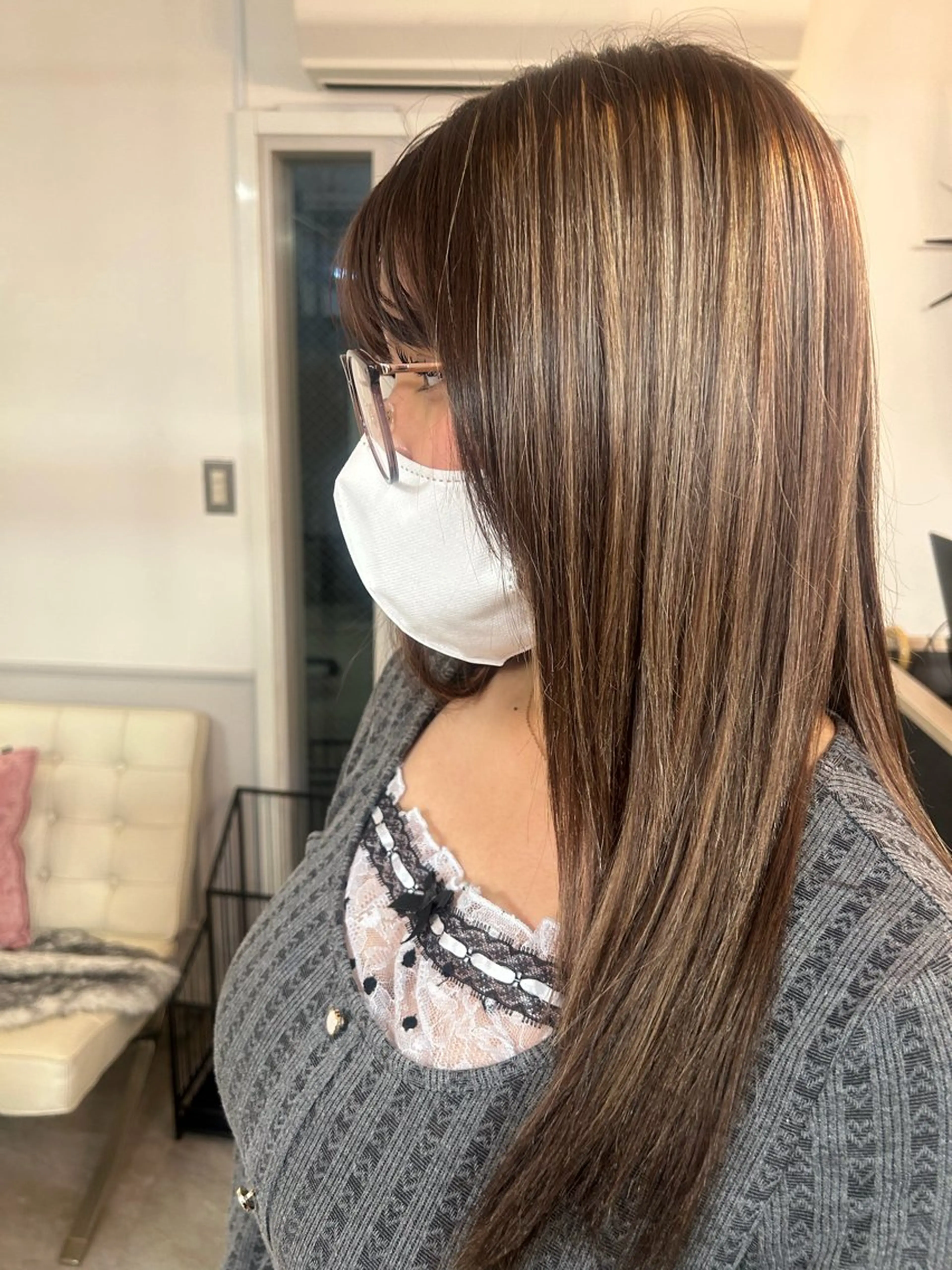 セミロング カラー ヘアカラー デザインカラー🌈 メイク💄ヒカリ🌟のヘアスタイル
