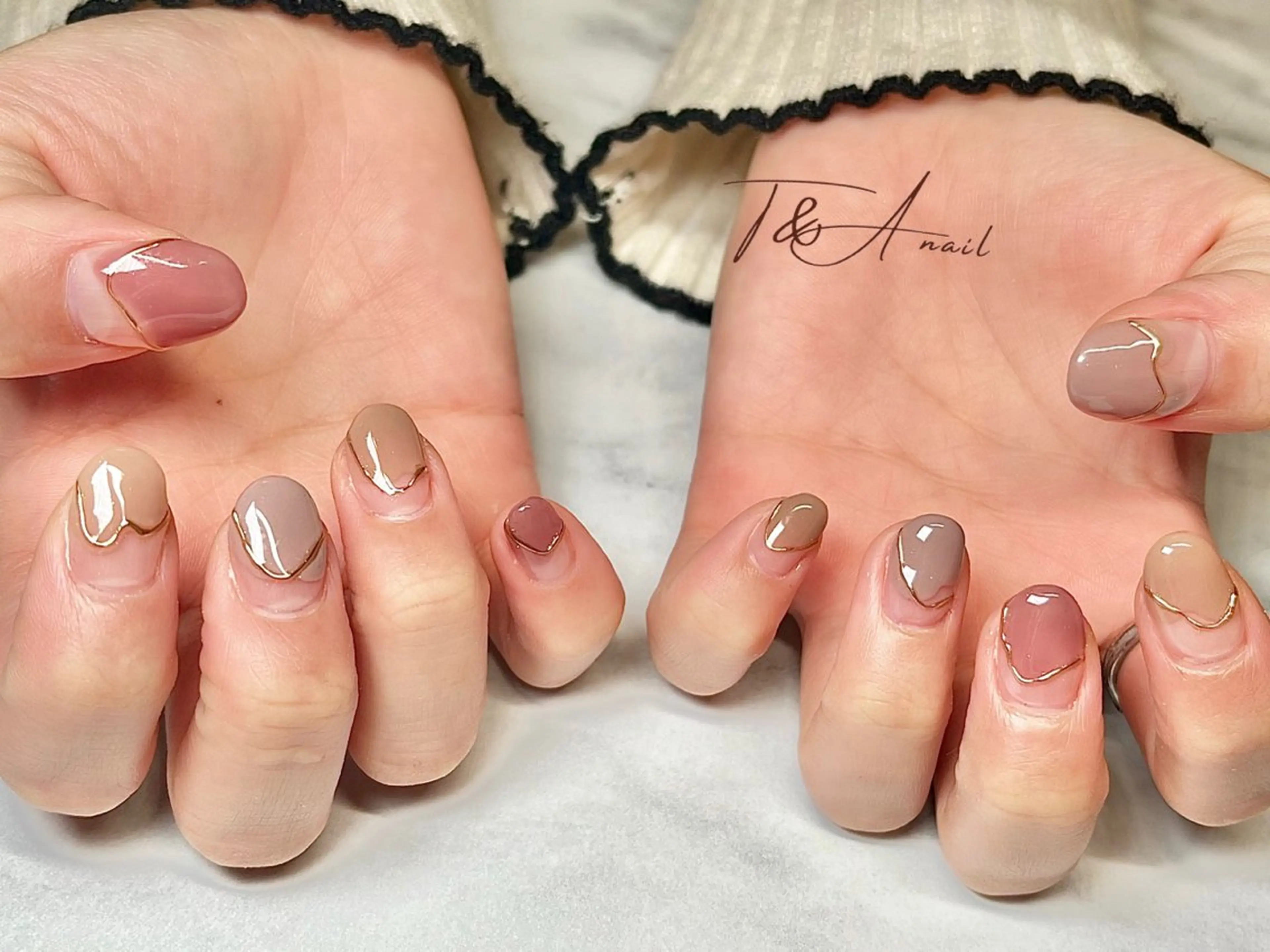 ネイル 長さ出し ジェルネイル ニュアンスネイル オフィスネイル スカルプネイル ハンドネイル T&A nailのネイルデザイン