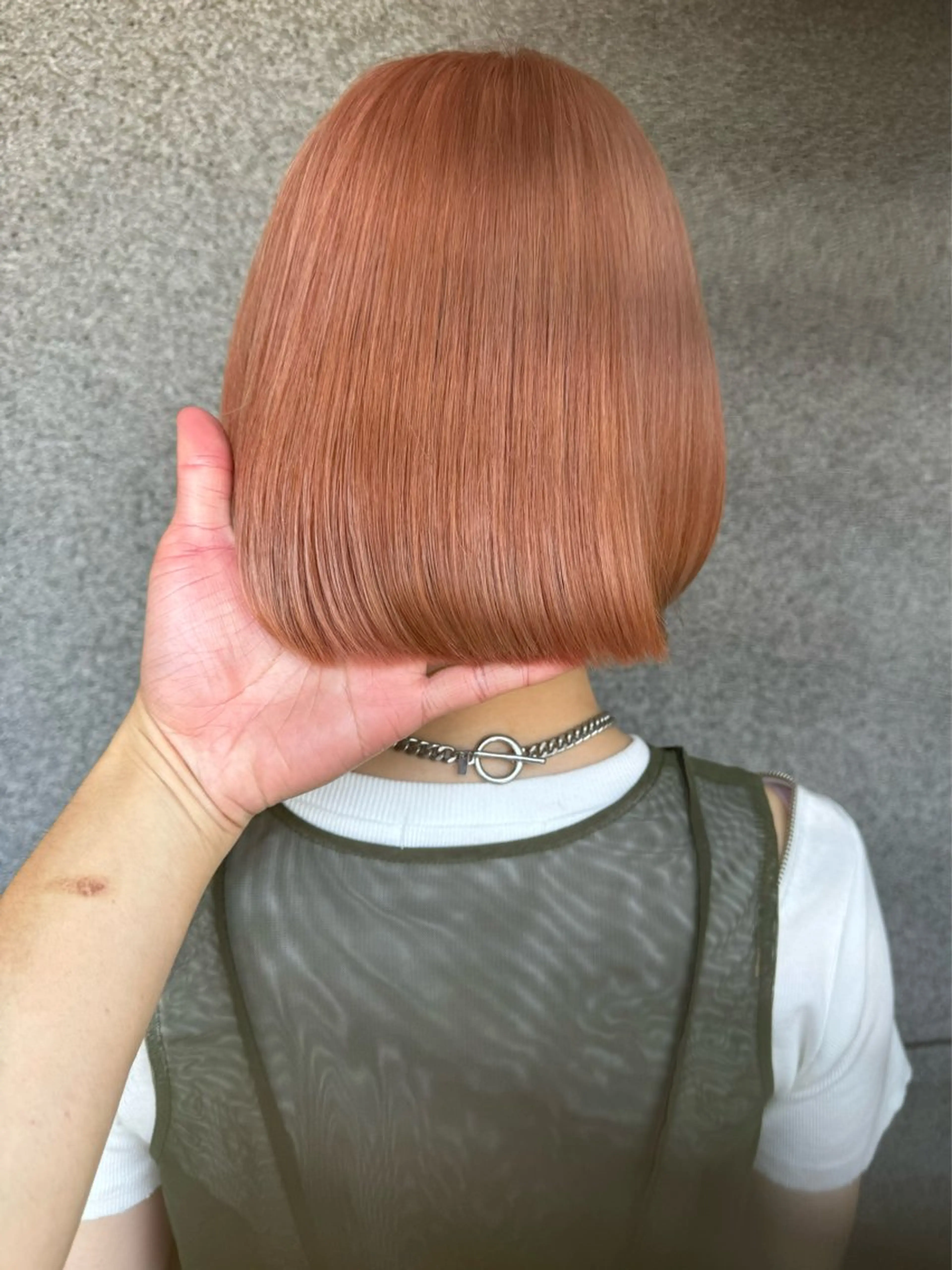 ミディアム カラー 🌱大人ハイトーン RENのヘアスタイル