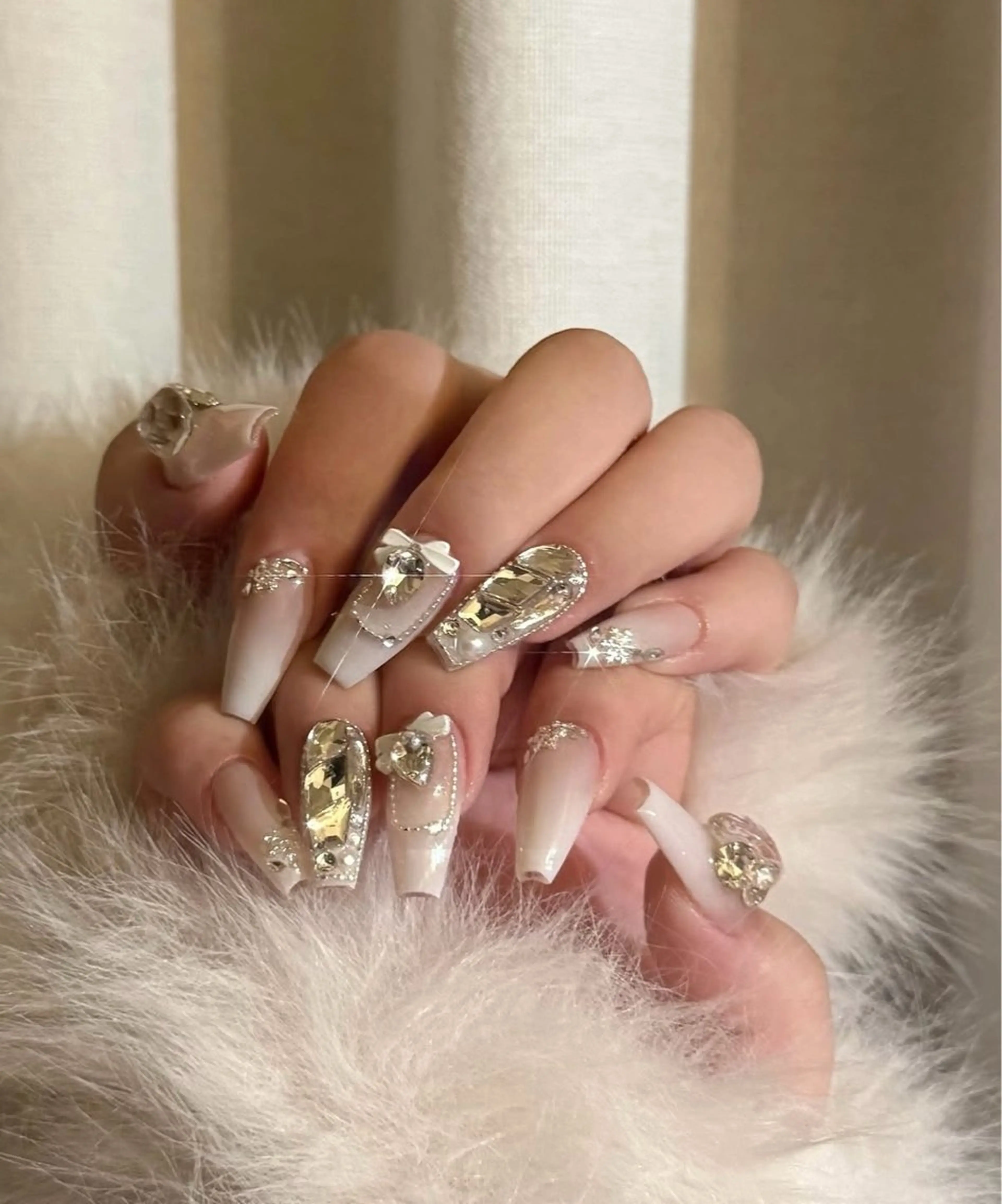 ネイル 韓国ネイル ニュアンスネイル シンプルネイル ワンホンネイル Nihonthy Nail 新宿のネイルデザイン