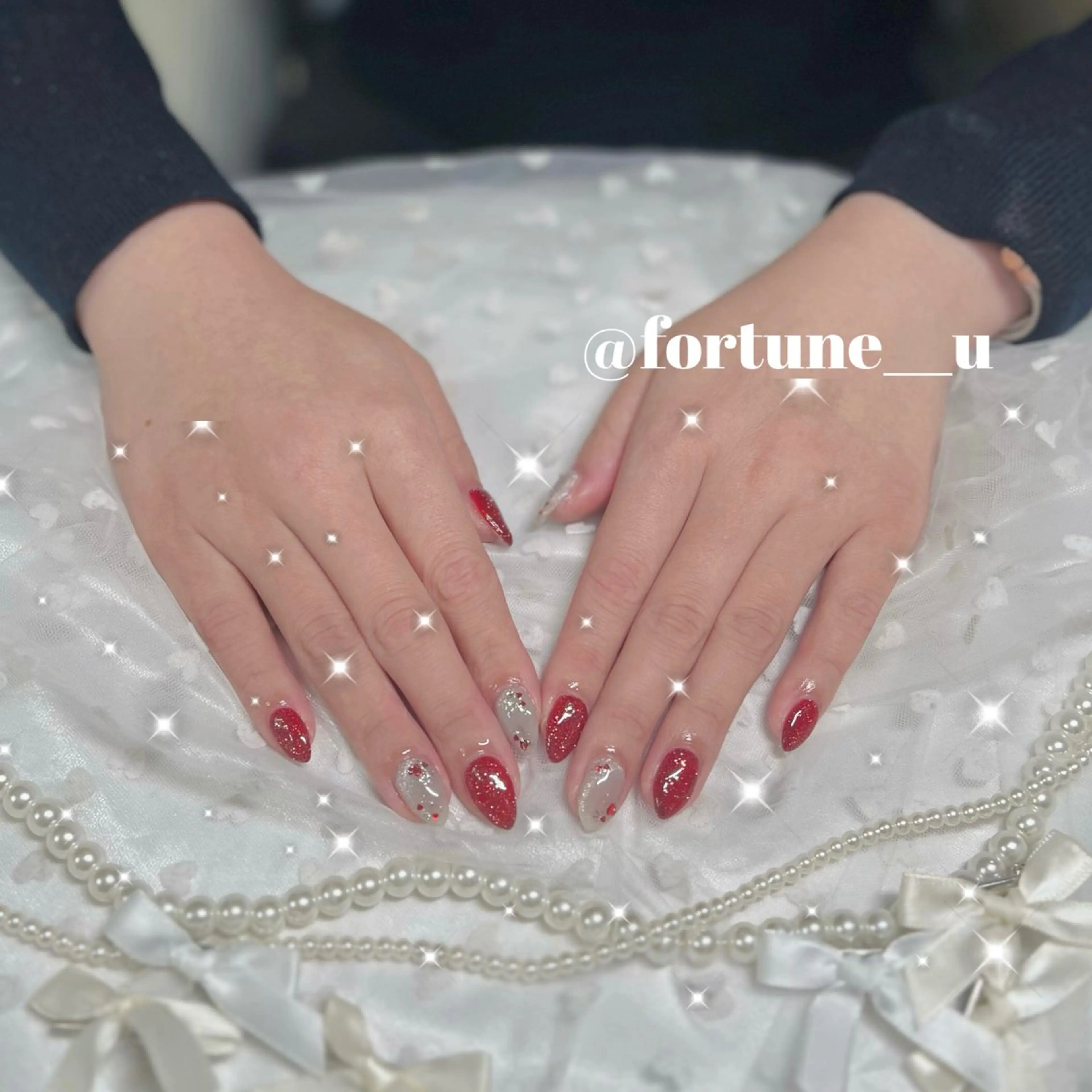 ネイル チークネイル ガーリー 韓国ネイル 水色 持ち込み ハンドネイル 💜✩.* Yuuna💜のネイルデザイン