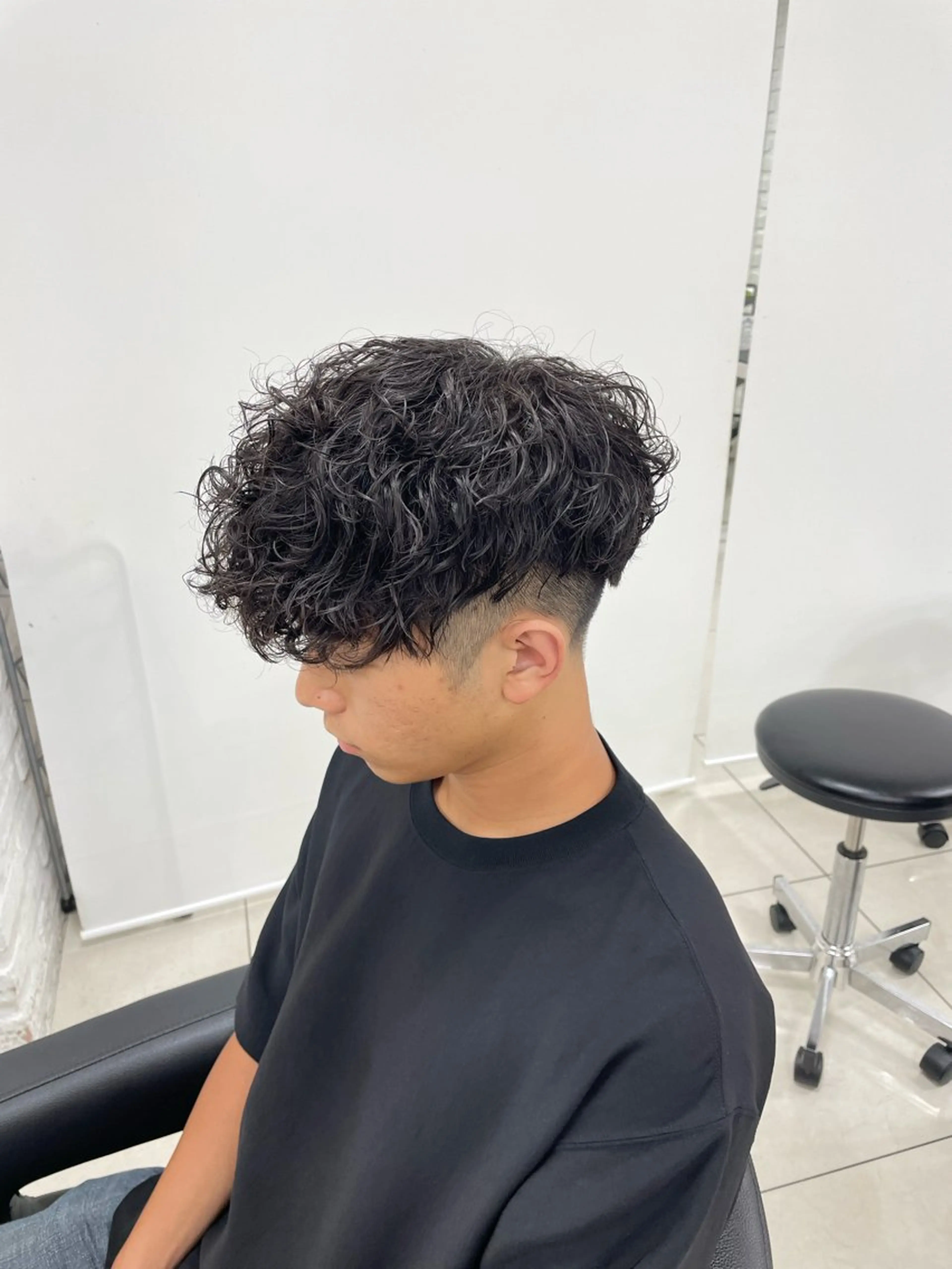 ショート パーマ メンズ スペインカール カット パーマ トリートメント フェザーパーマ職人 🪶ryosukeのヘアスタイル