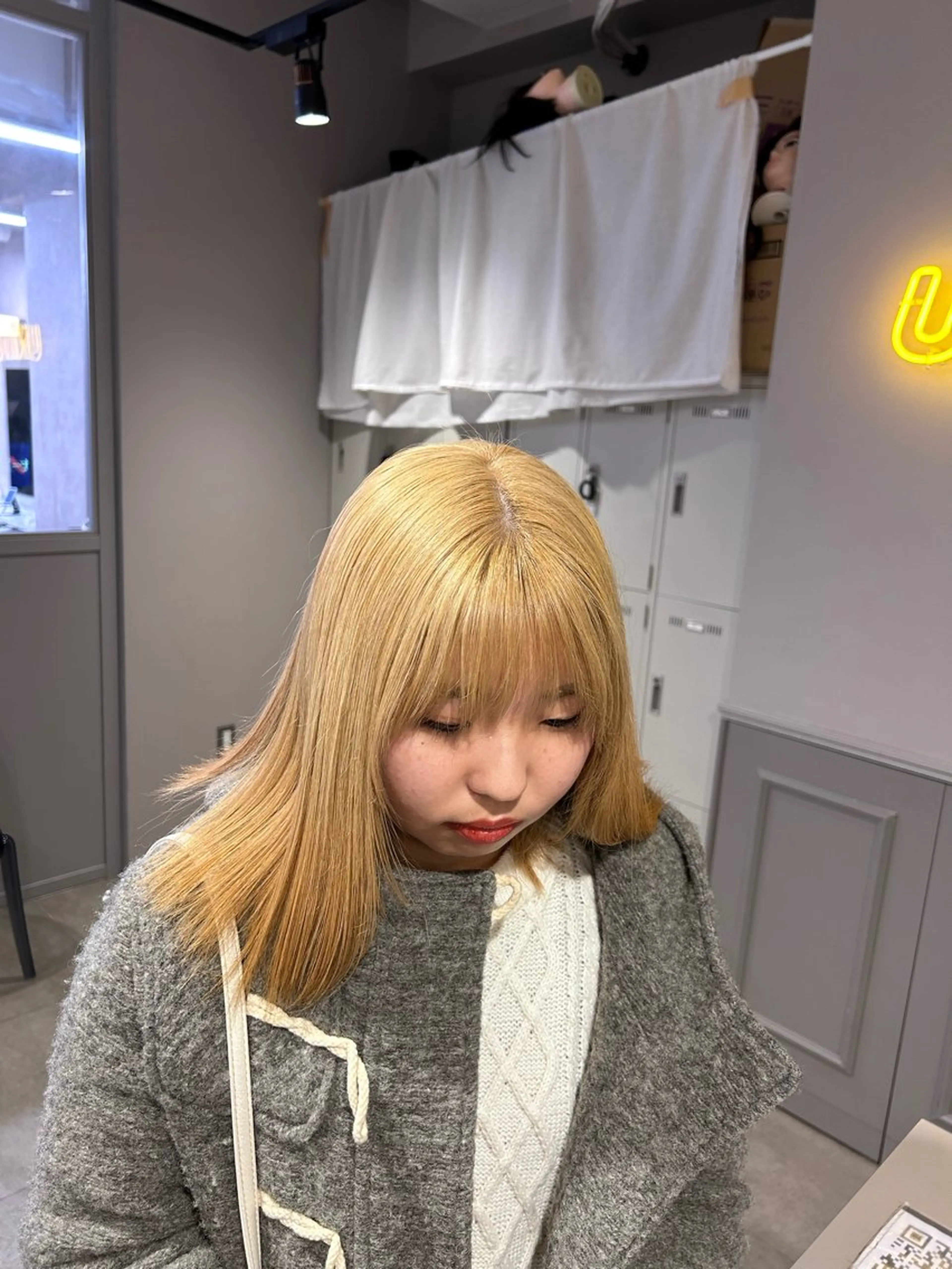 カラー ヘアカラー トリートメント 透明感ベージュ🤎 ナチュラルレイヤーのヘアスタイル