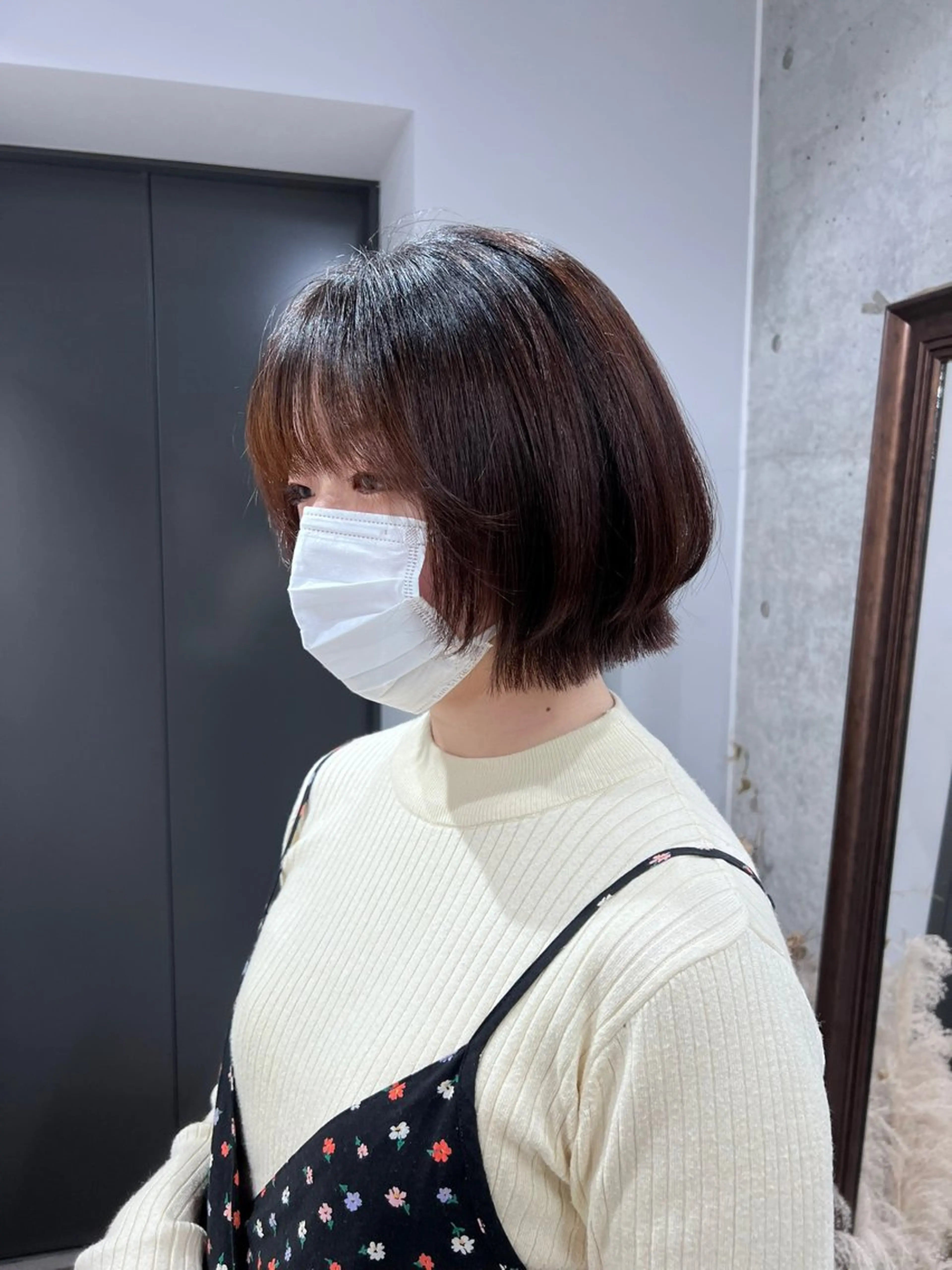 ショート カラー ボブレイヤー ボブ レイヤーカット カット ヘアカラー トリートメント 透明感カラー/ベージ ュ/HIKARU🌿のヘアスタイル