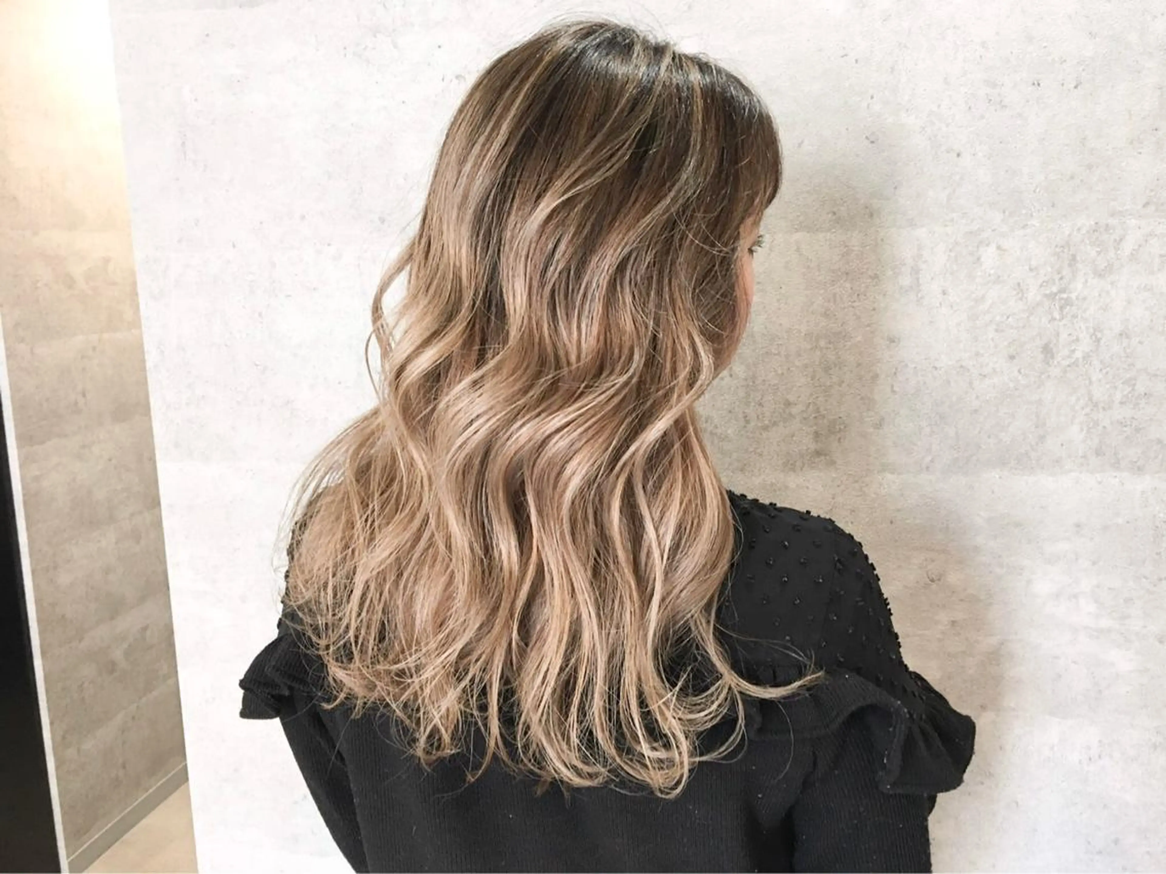 ロング カット ヘアカラー トリートメント KYOKO 【Bear】のヘアスタイル