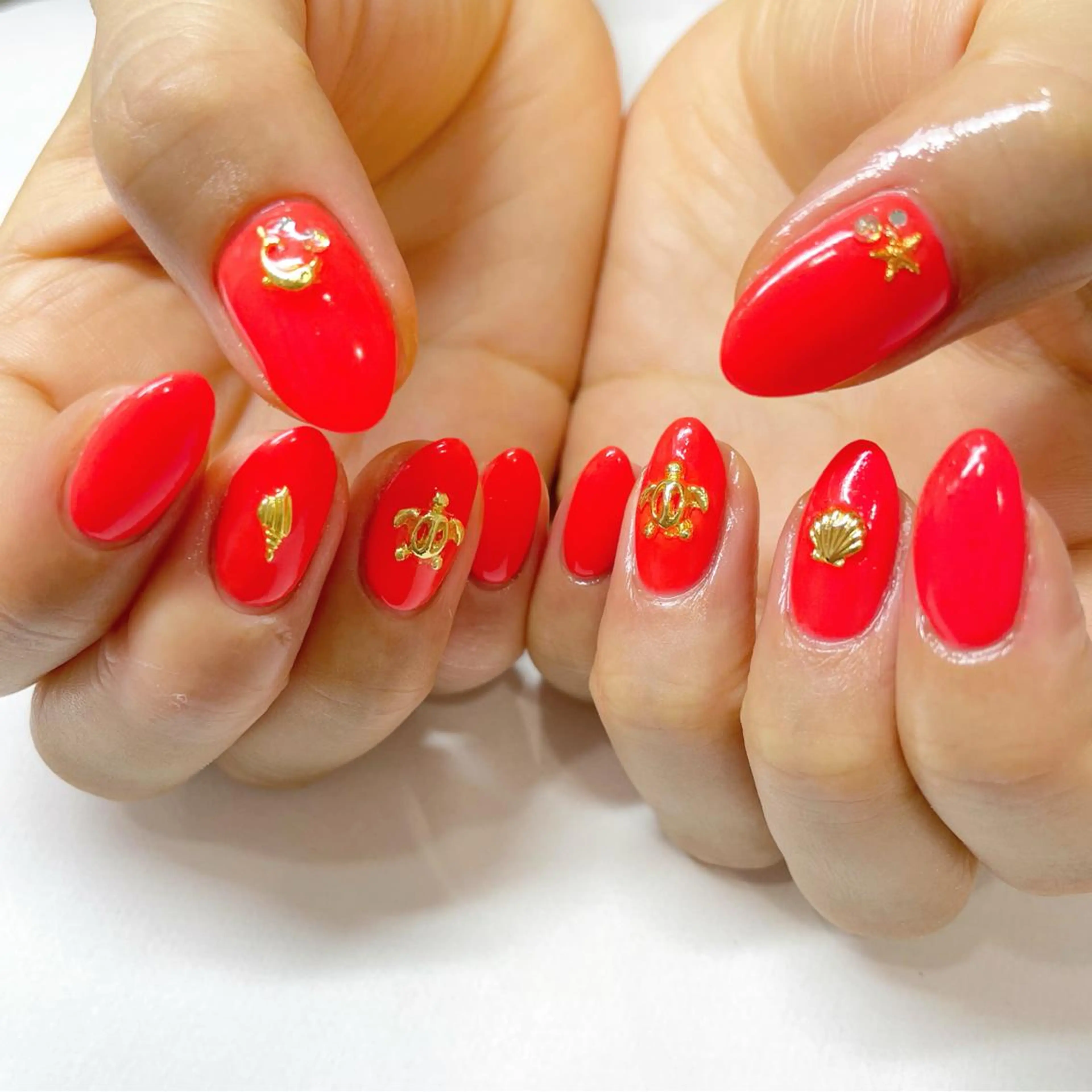 ネイル 夏ネイル ハンドネイル Minami 🍓のネイルデザイン