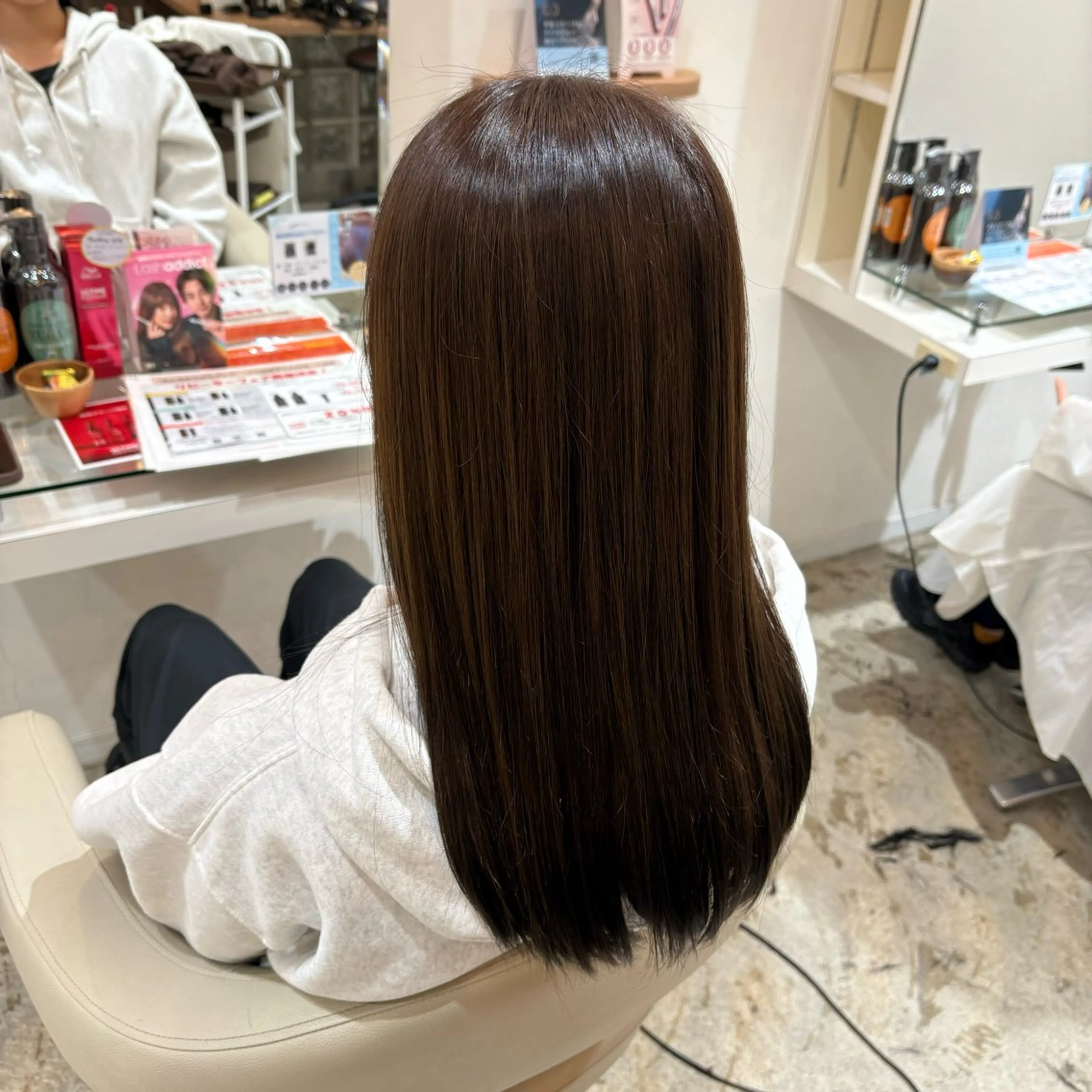 カラー アッシュ 福島 怜奈のヘアスタイル