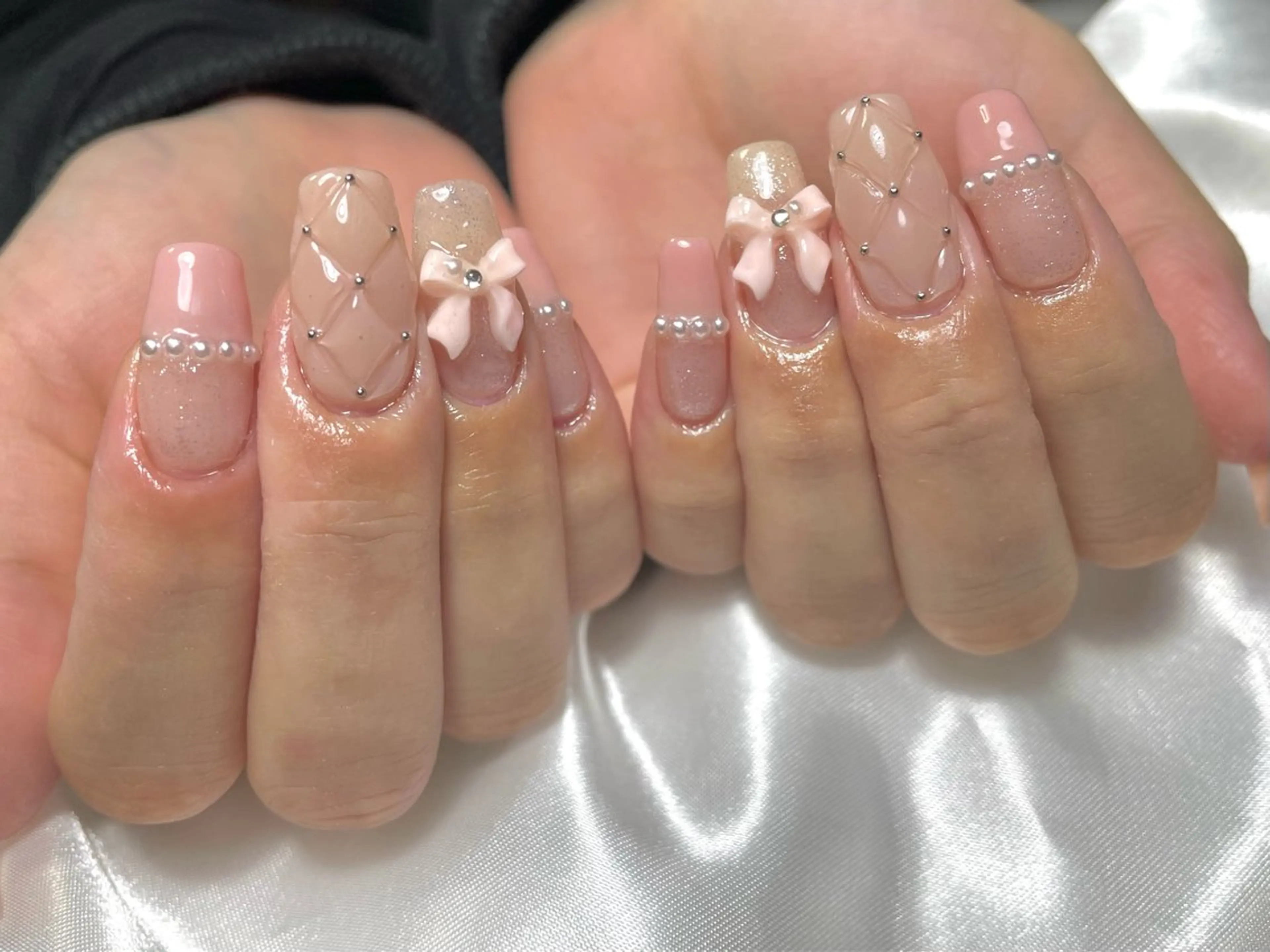 ネイル ピンク リボン ハンドネイル alma (アルマ)のネイルデザイン