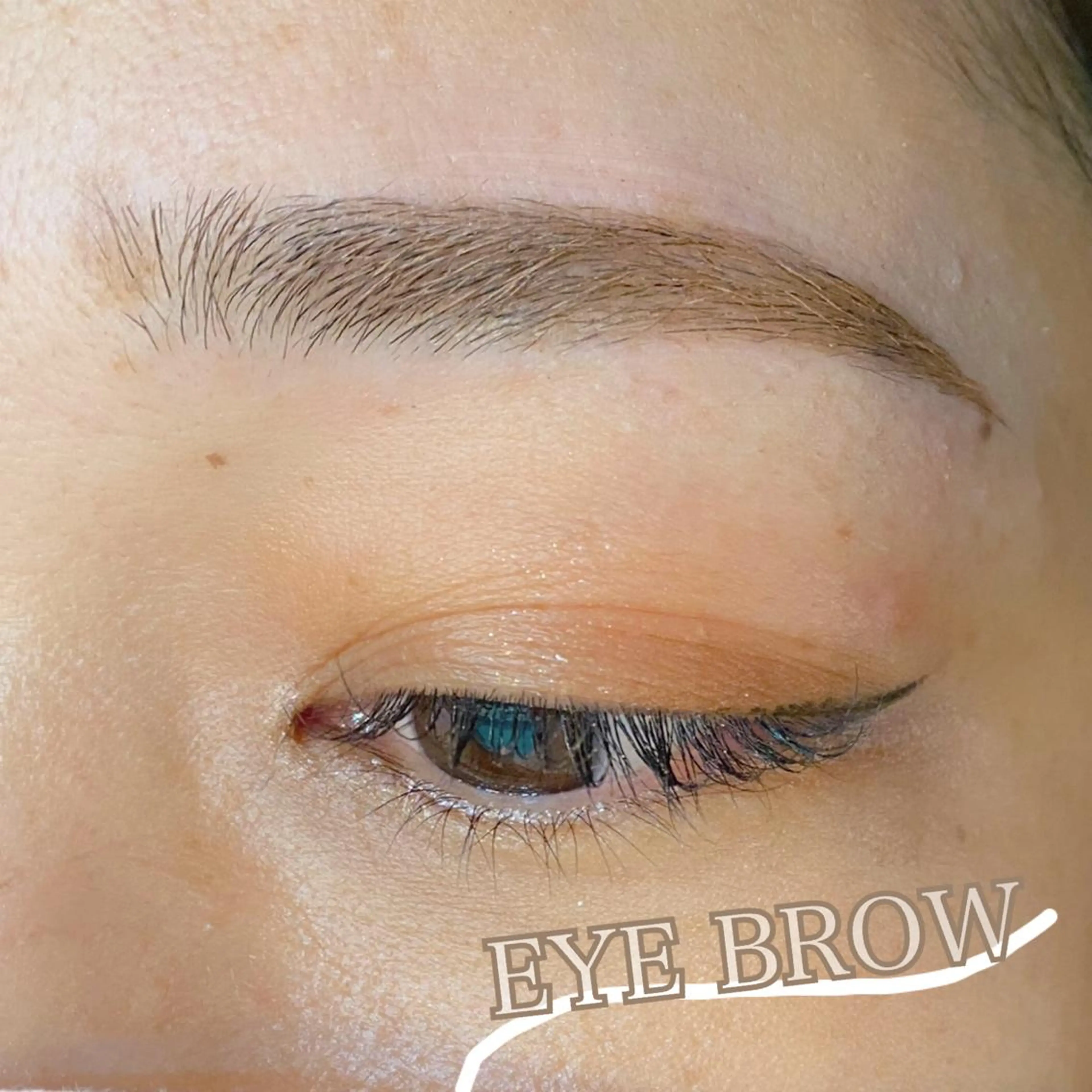 アイブロウ EYELA甲府昭和 furukawaのマツエク・マツパデザイン