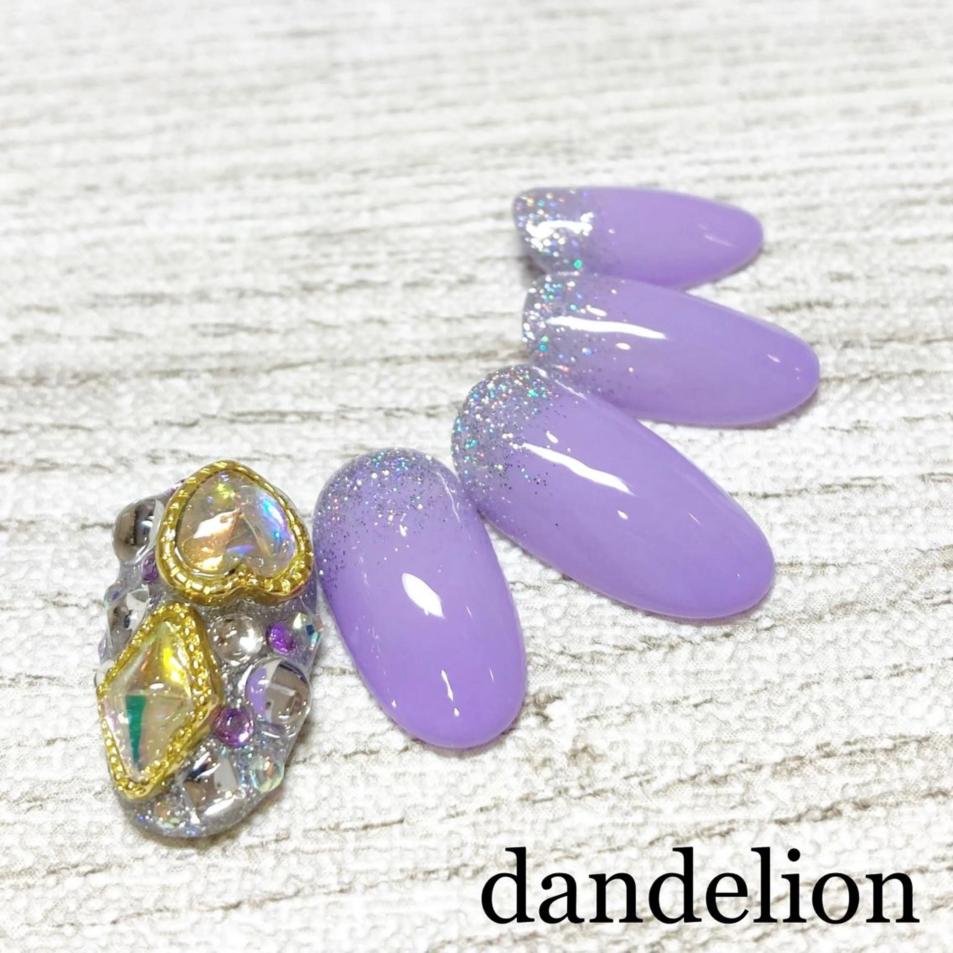 ネイル dandelion ダンデライオンのネイルデザイン