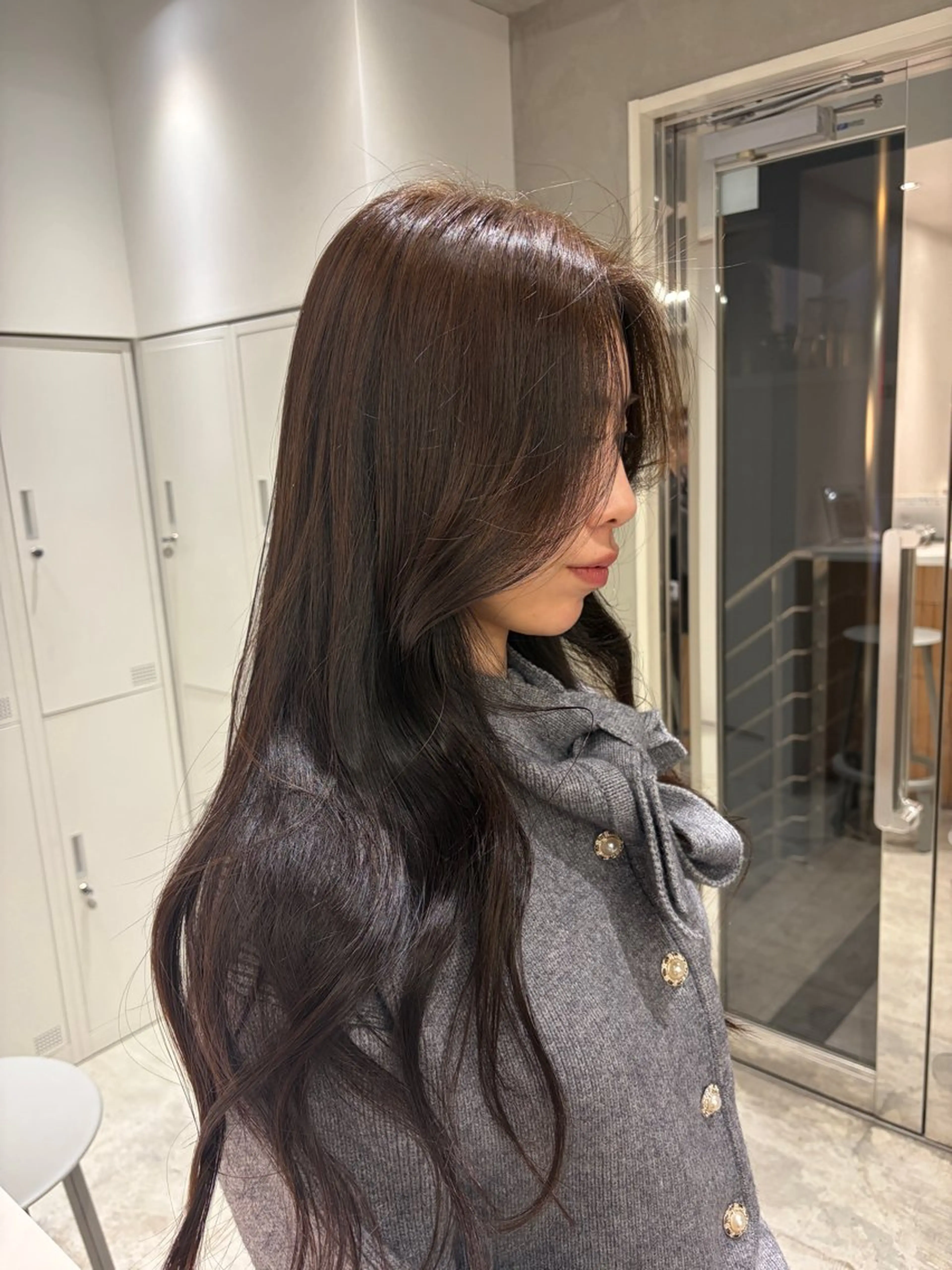 ロング ヘアカラー 透明感カラー🪽 ゆうかのヘアスタイル