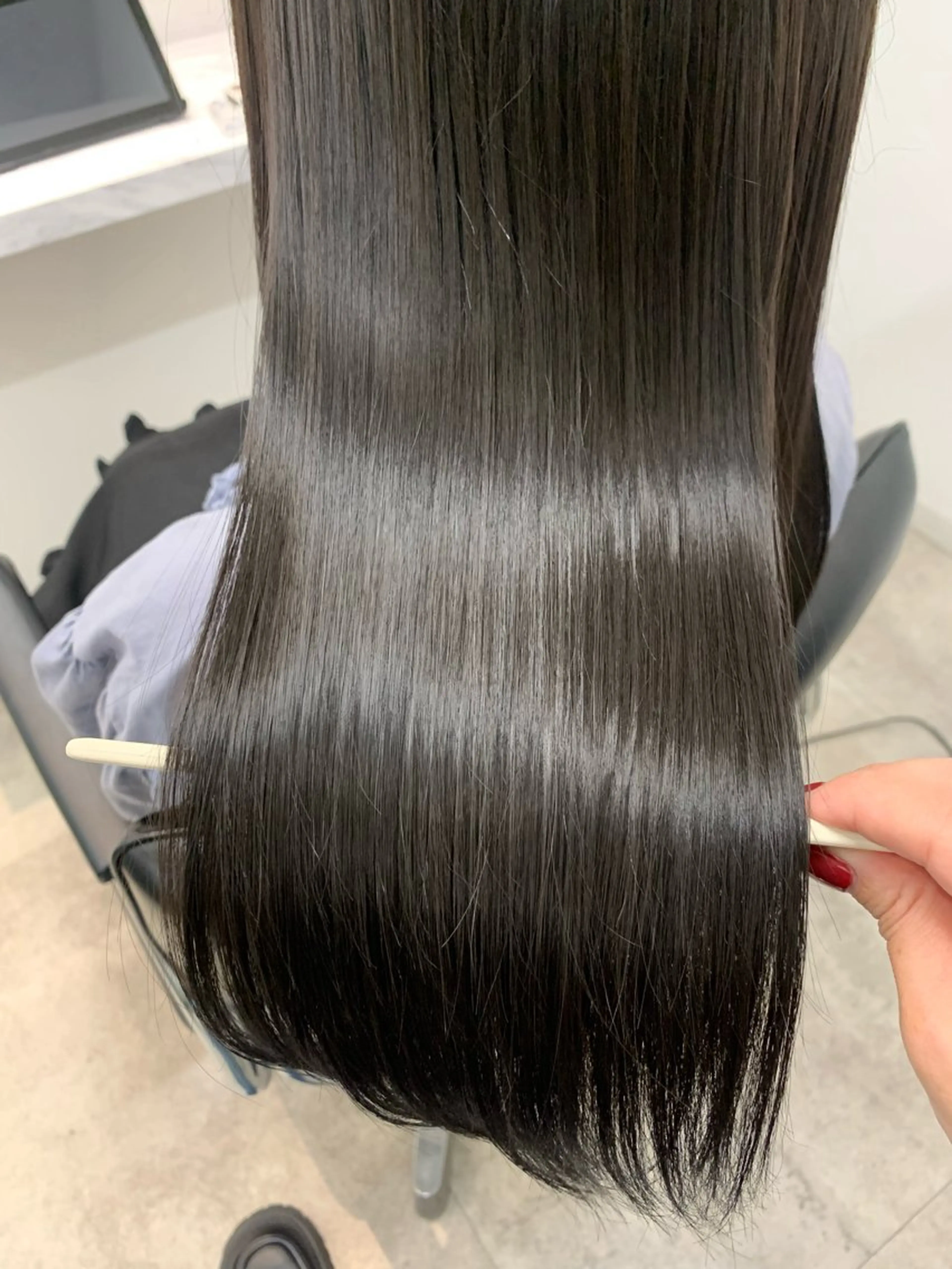 セミロング 伸ばしかけ 髪質改善 縮毛矯正 トリートメント トリートメント 髪質改善/縮毛矯正 🎀小林 唯 🎀のヘアスタイル