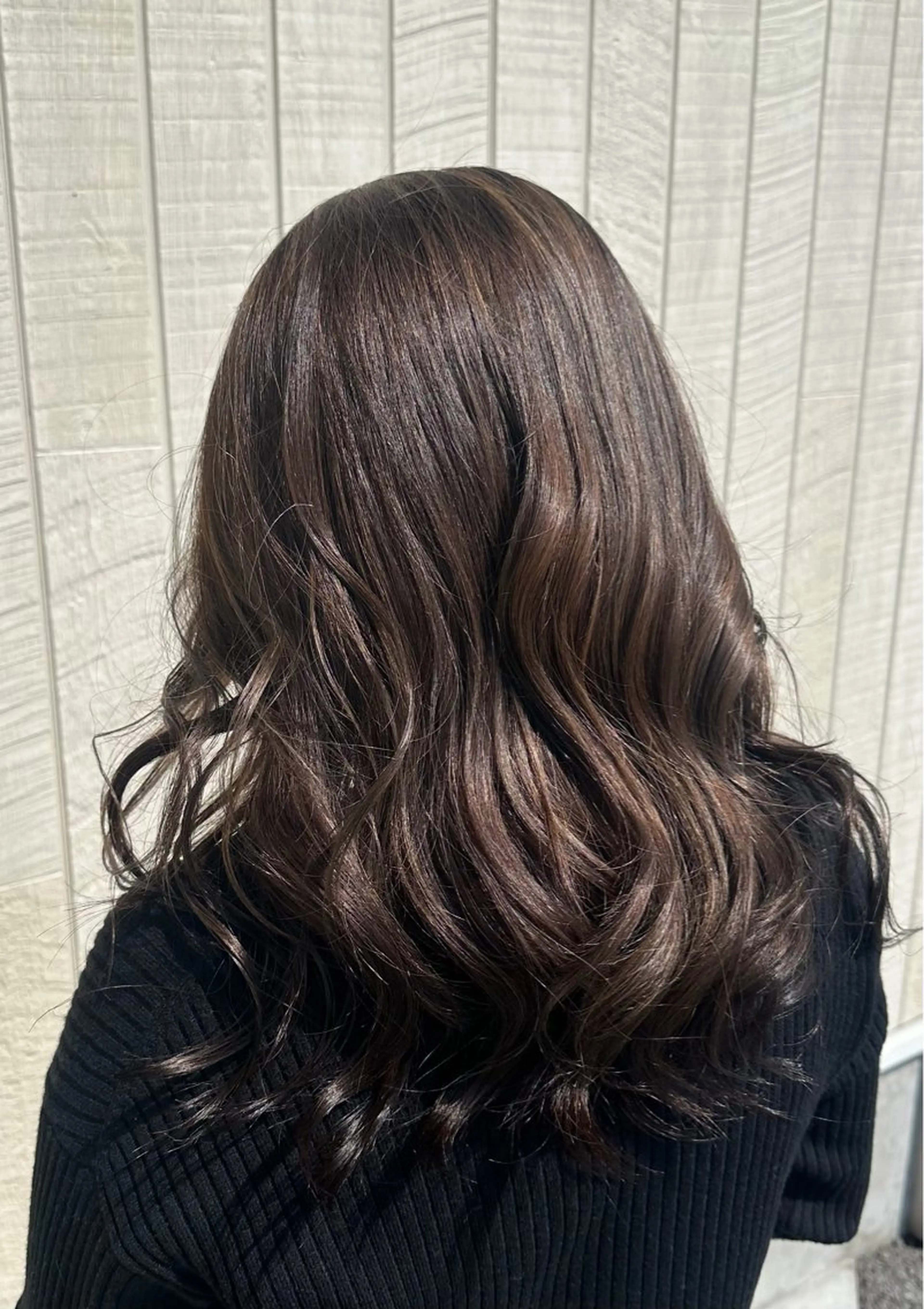 ロング カラー Moe by aria所属・飯田 冴のヘアスタイル