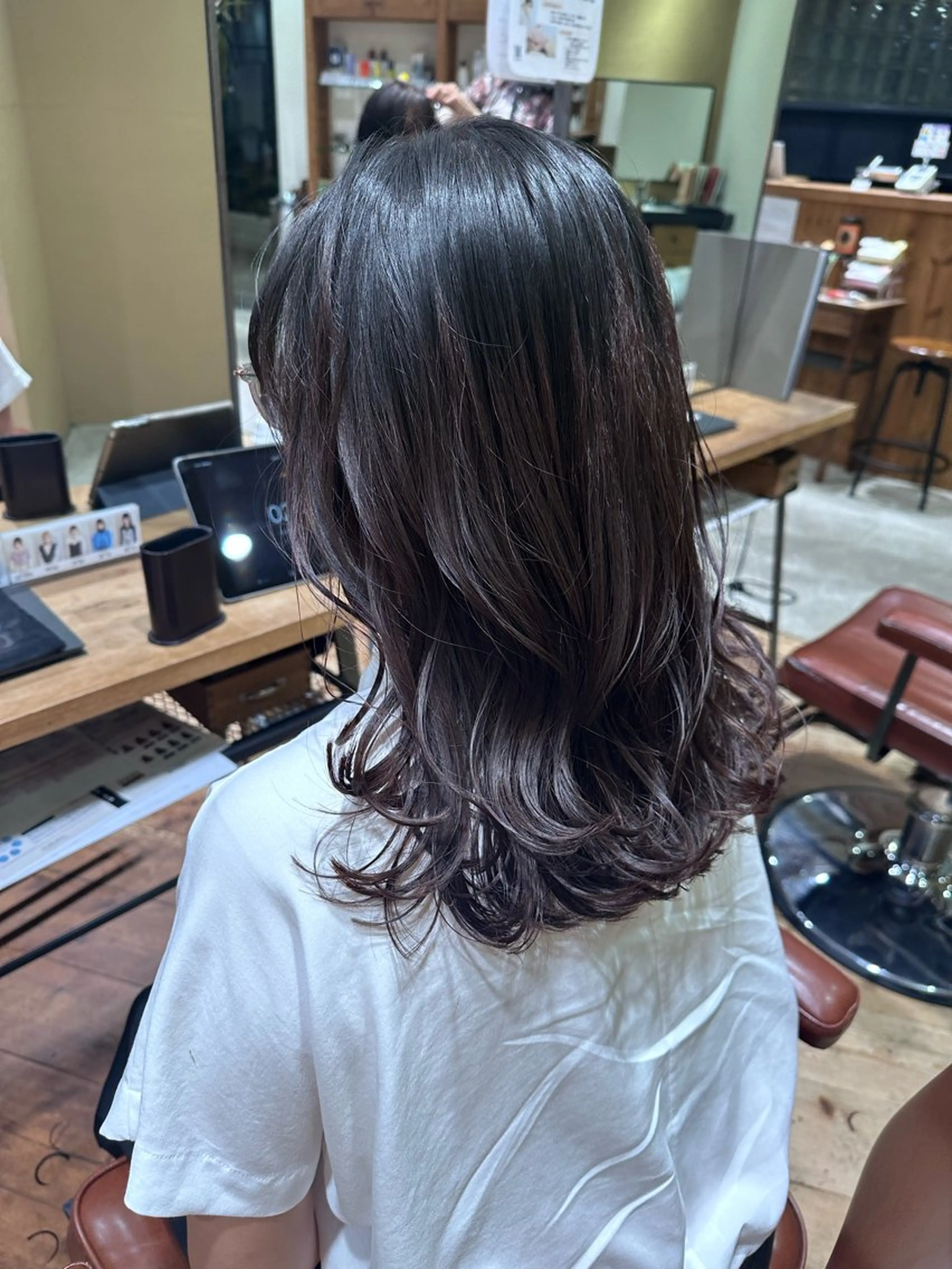 セミロング yukie🌷 /暖色🍒梅田サロンのヘアスタイル