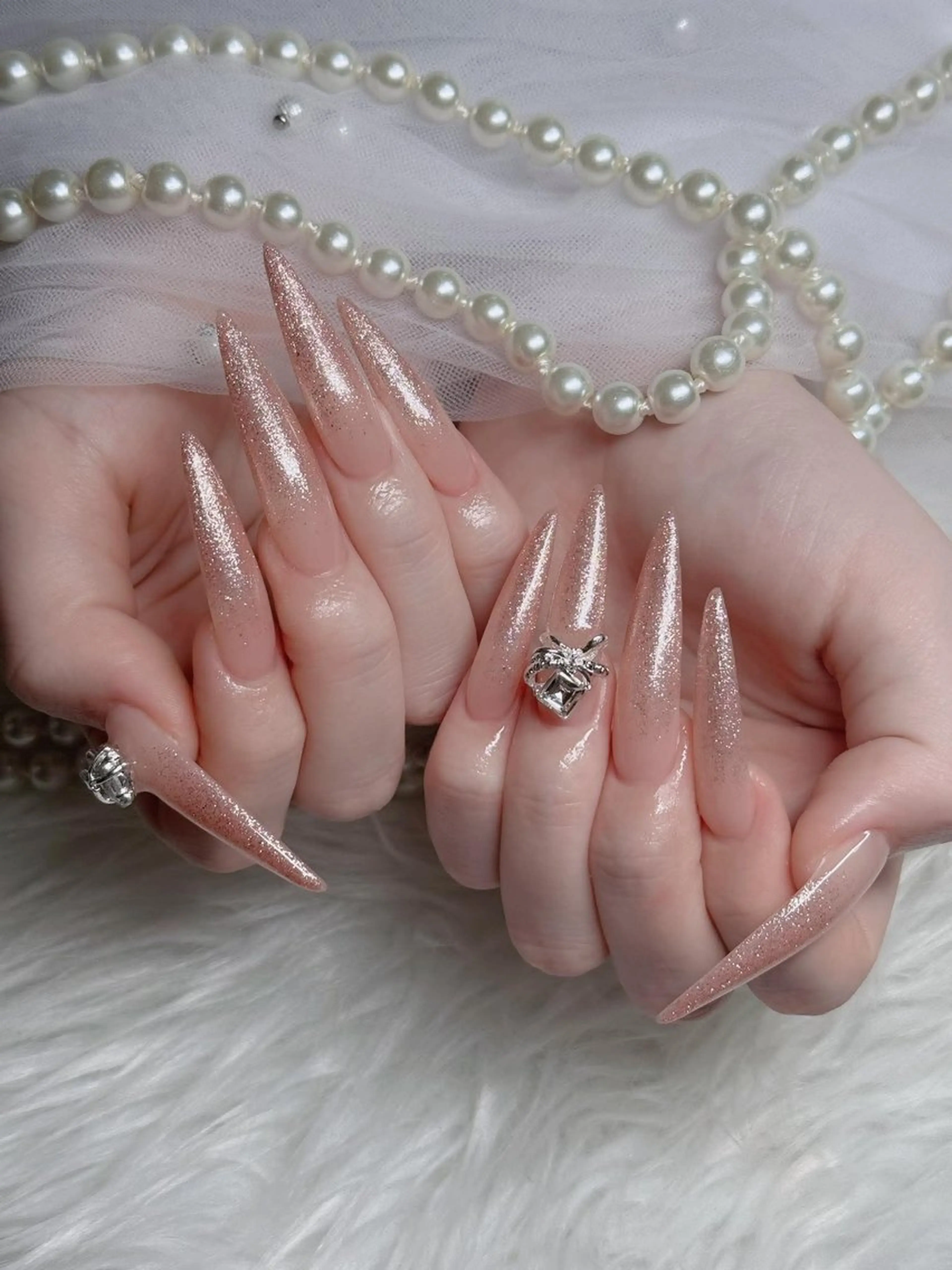 ネイル アートネイル ボルドー フレンチネイル ジェルネイル 氷ネイル・うるうるネイル ハンドネイル Julie Nailのネイルデザイン