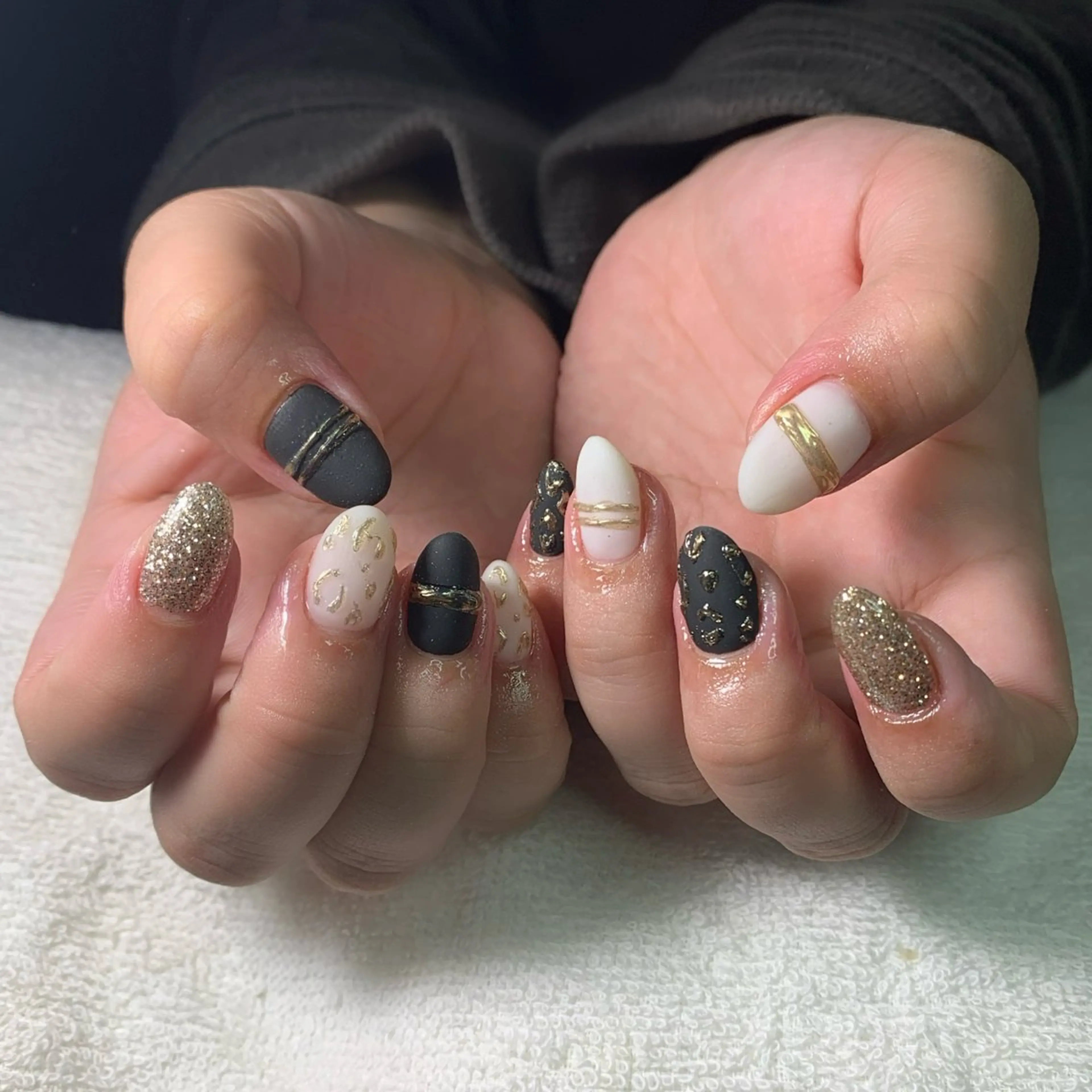 ネイル ハンドネイル フットネイル MHR nailのネイルデザイン