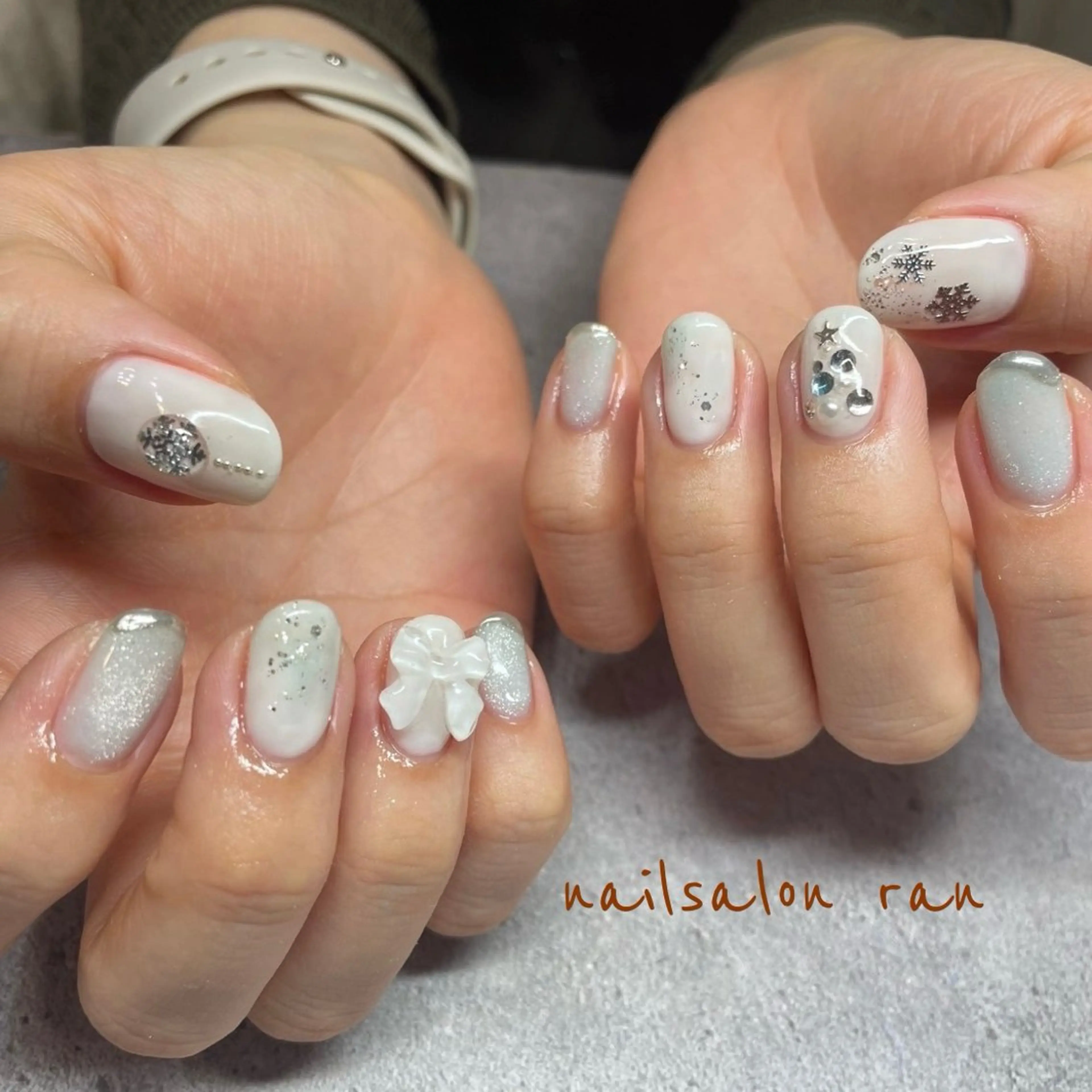 ネイル ホワイト ハンドネイル ハンドケア nailsalon ranのネイルデザイン