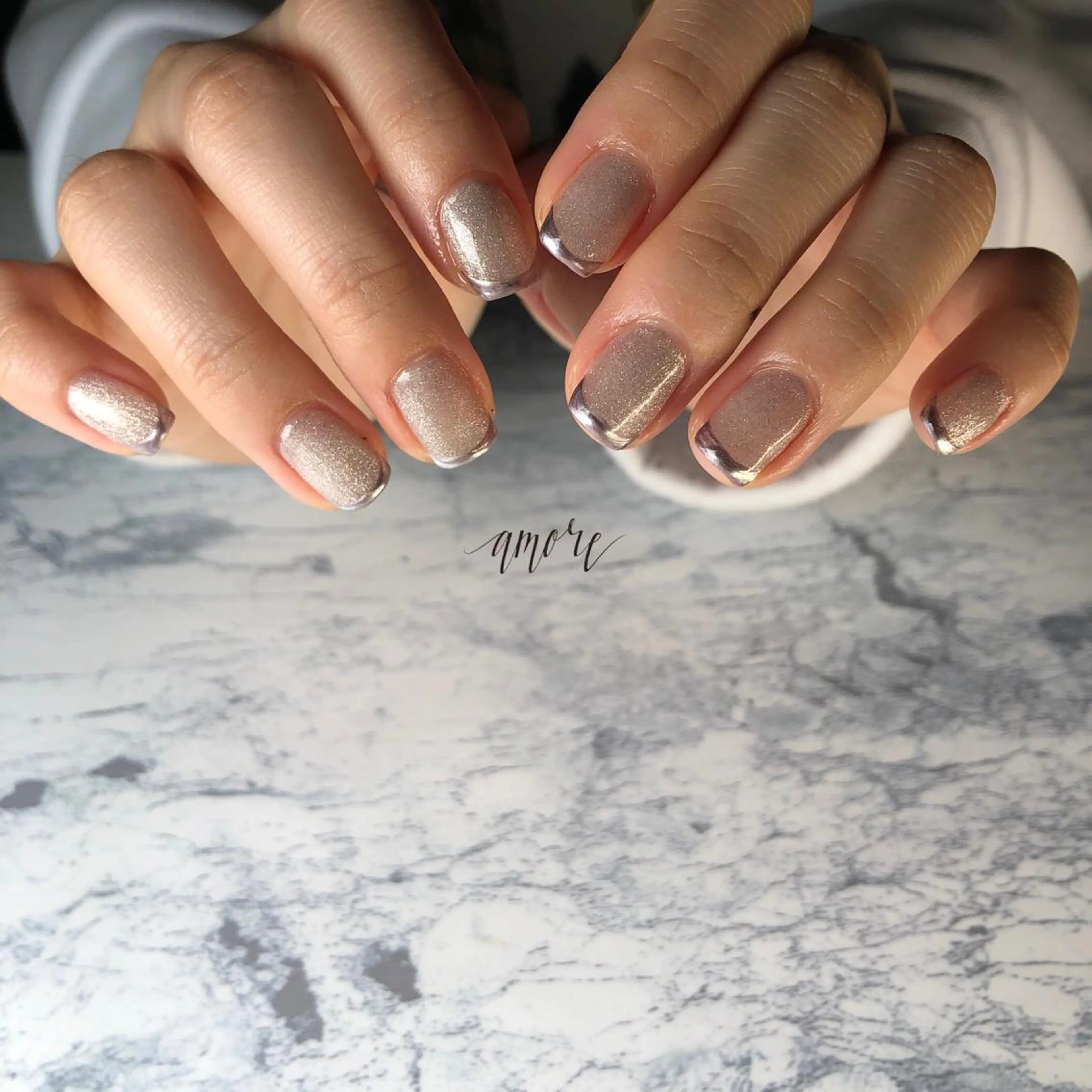 ネイル ジェルネイル 氷ネイル・うるうるネイル マグネットネイル ミラーネイル ニュアンスネイル You kyehwaのネイルデザイン