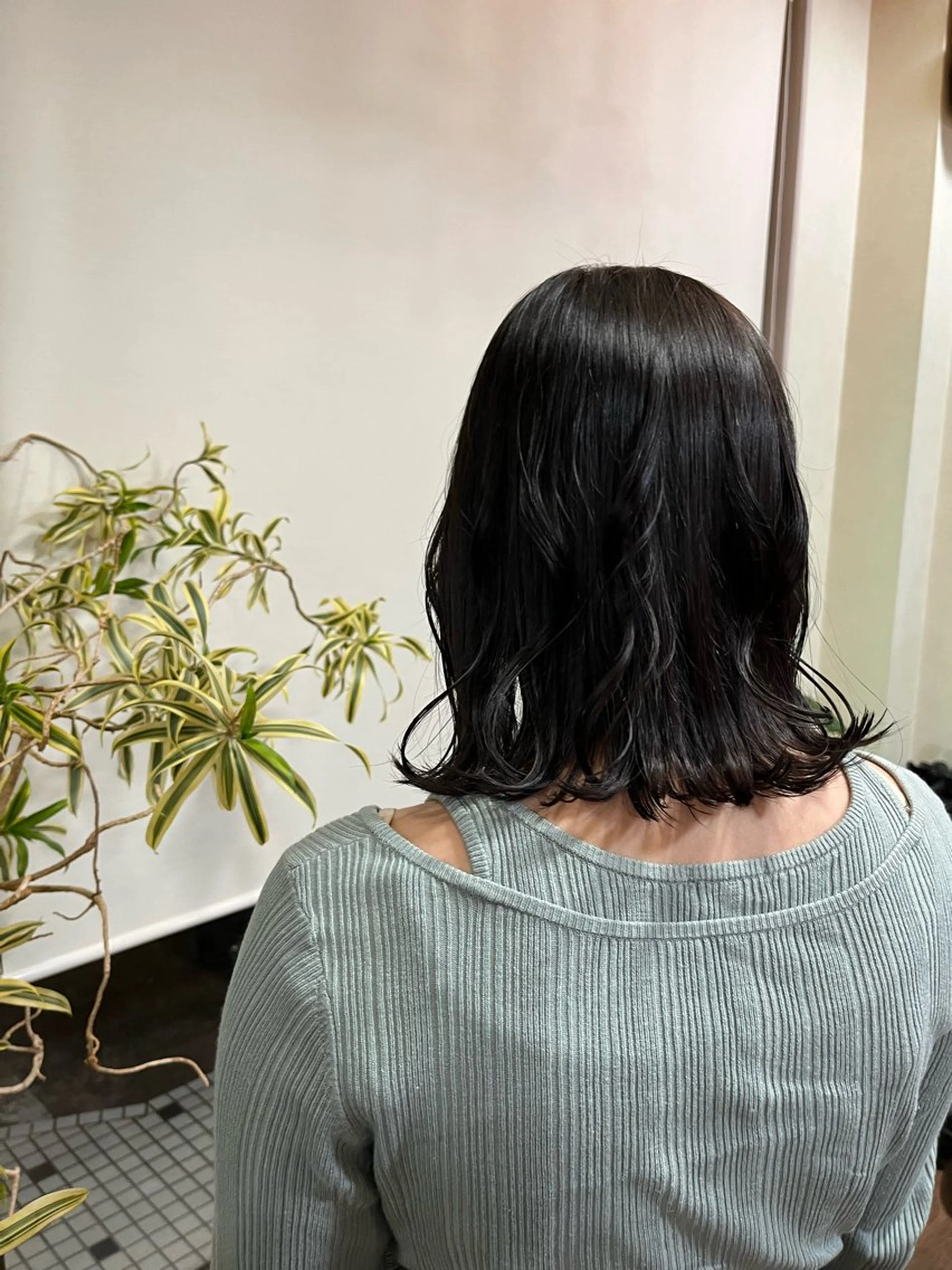 ミディアム 立野 希沙のヘアスタイル